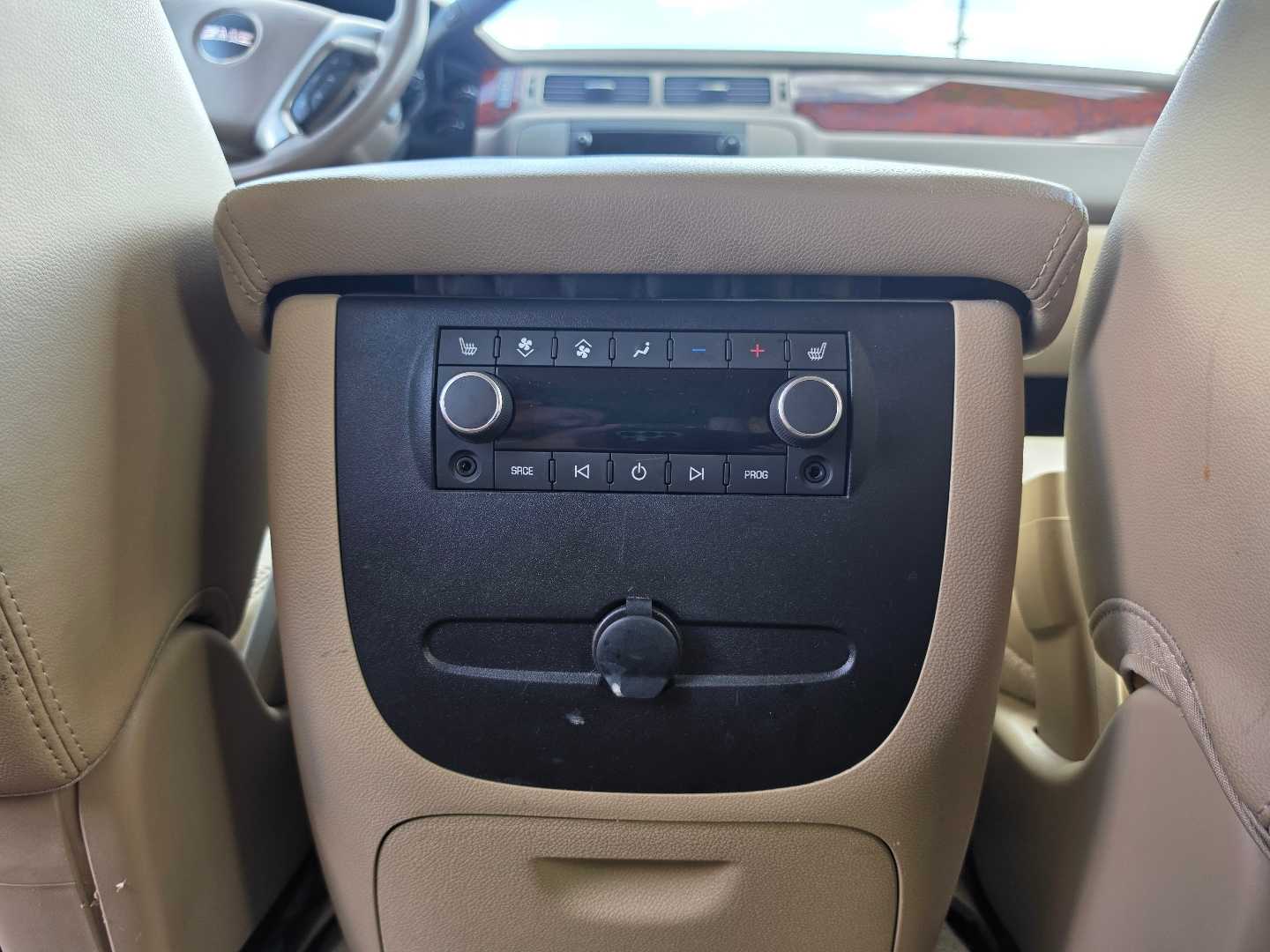 Thumbnail: 2014 GMC Yukon XL - 14