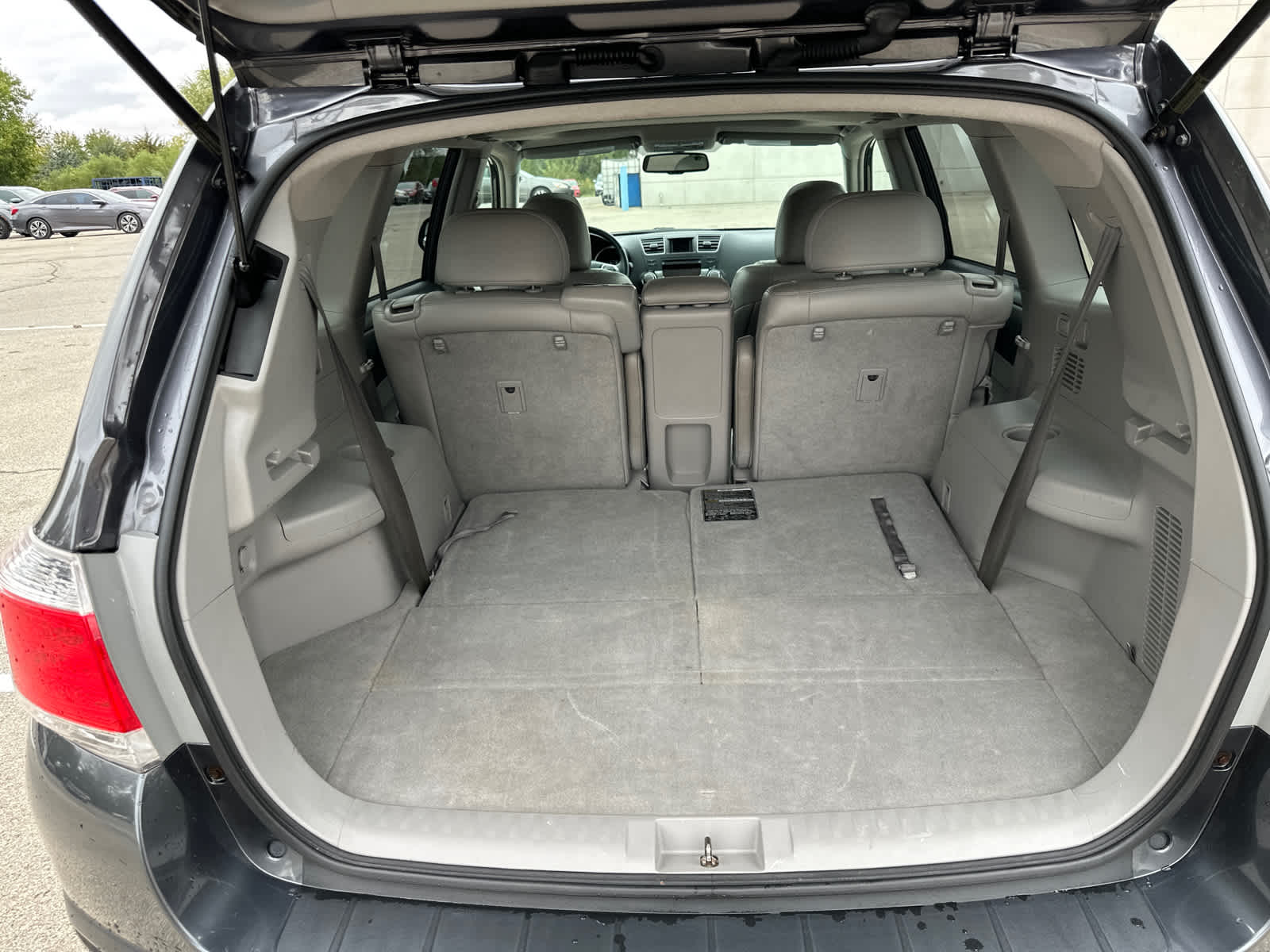 Thumbnail: 2012 Toyota Highlander - 7