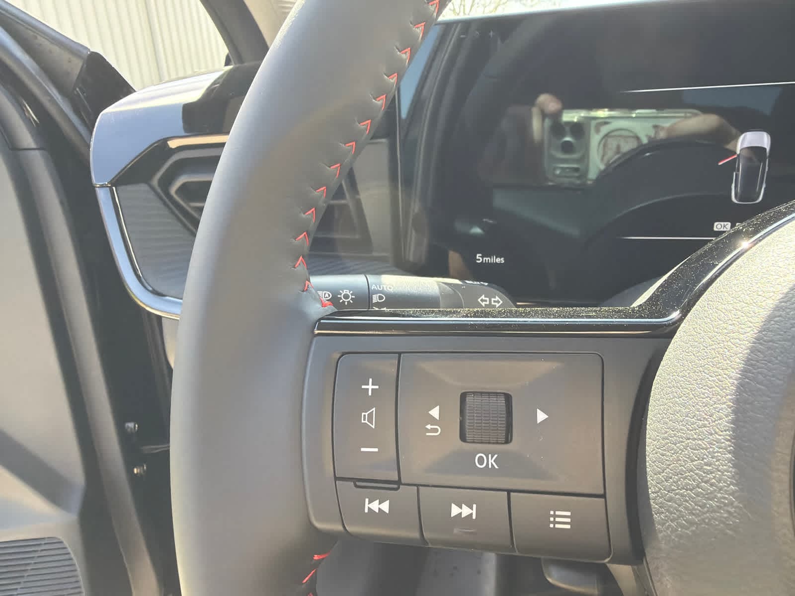 Thumbnail: 2026 Nissan Kicks - 19