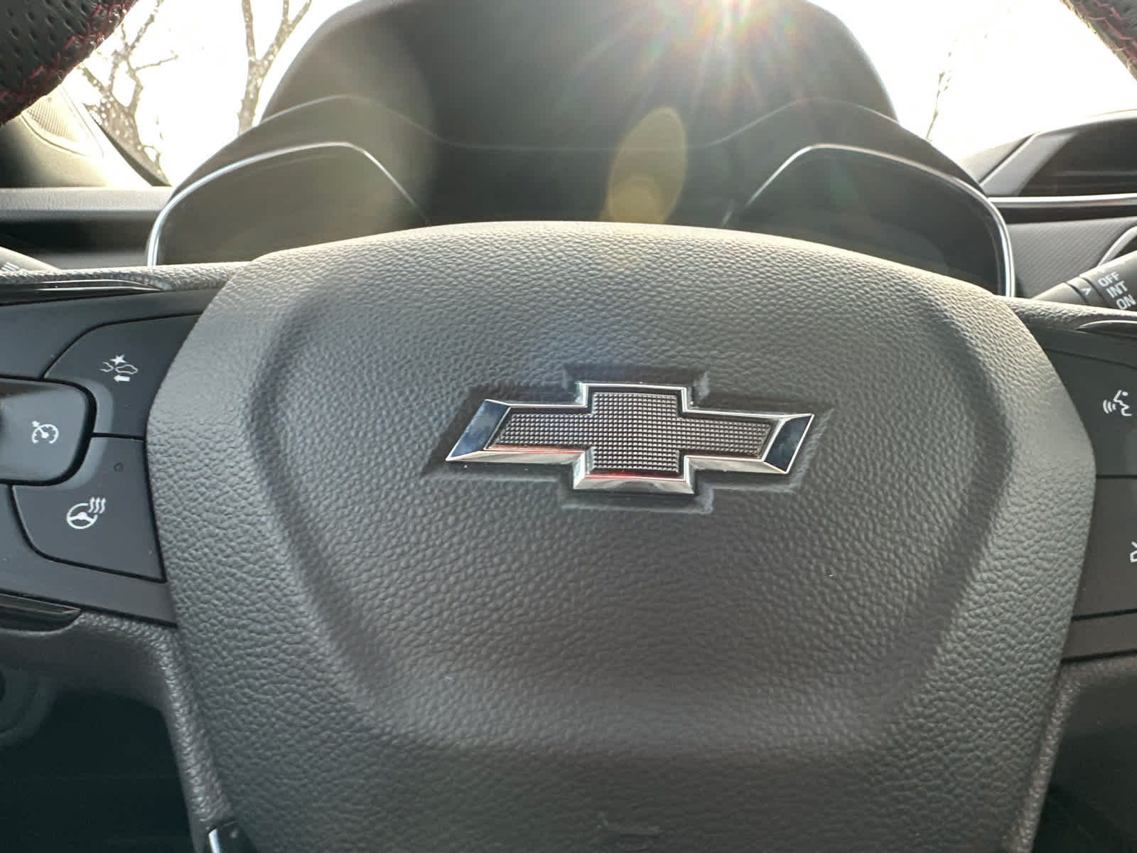 Thumbnail: 2023 Chevrolet TrailBlazer - 21