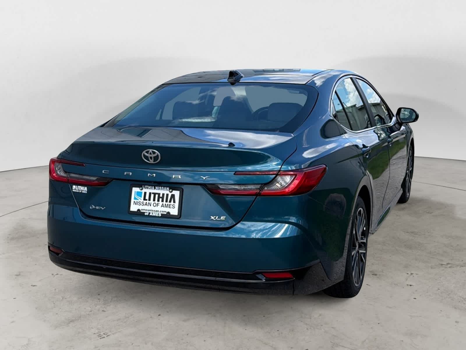 Thumbnail: 2025 Toyota Camry - 4