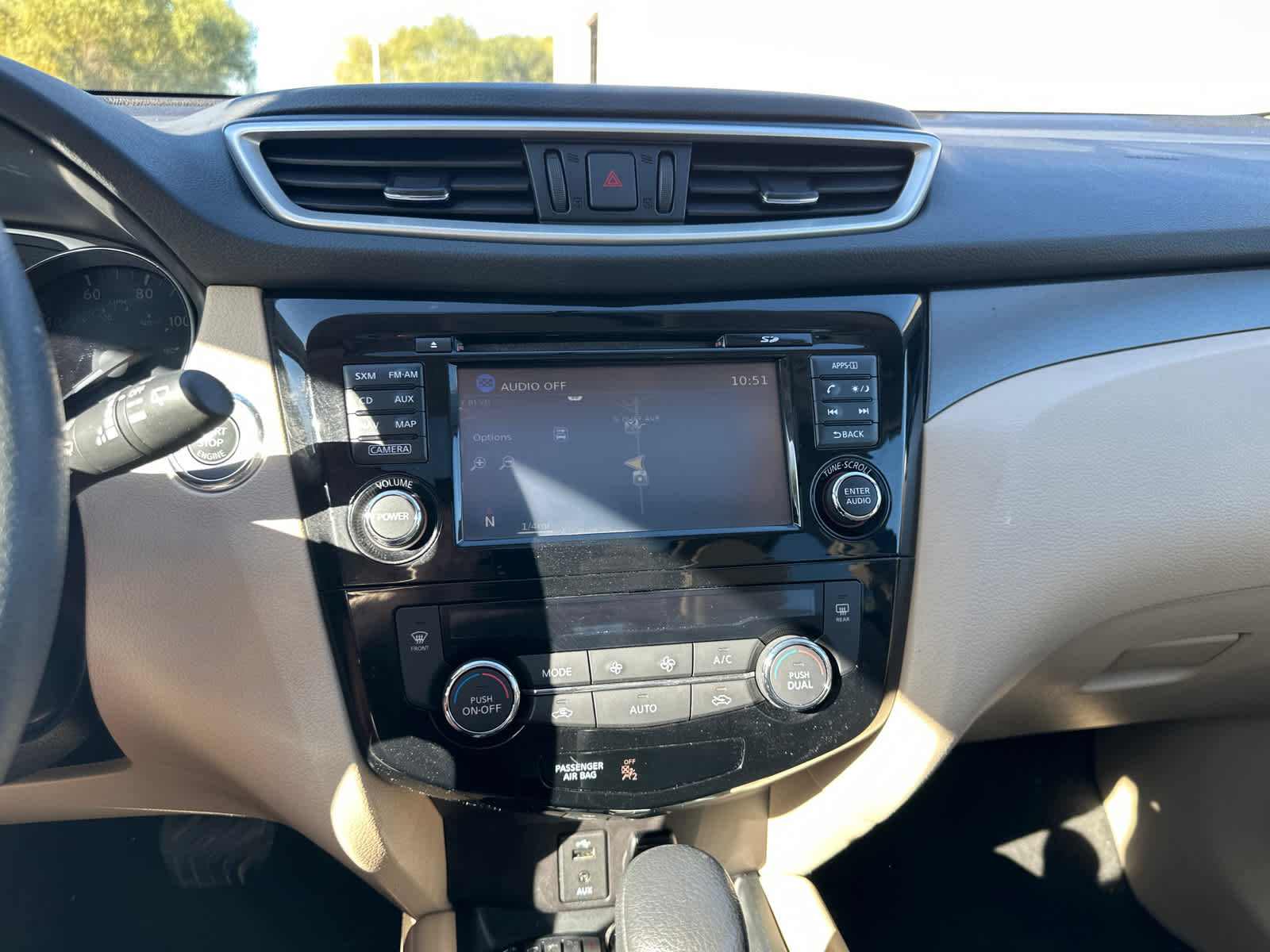 Thumbnail: 2016 Nissan Rogue - 21
