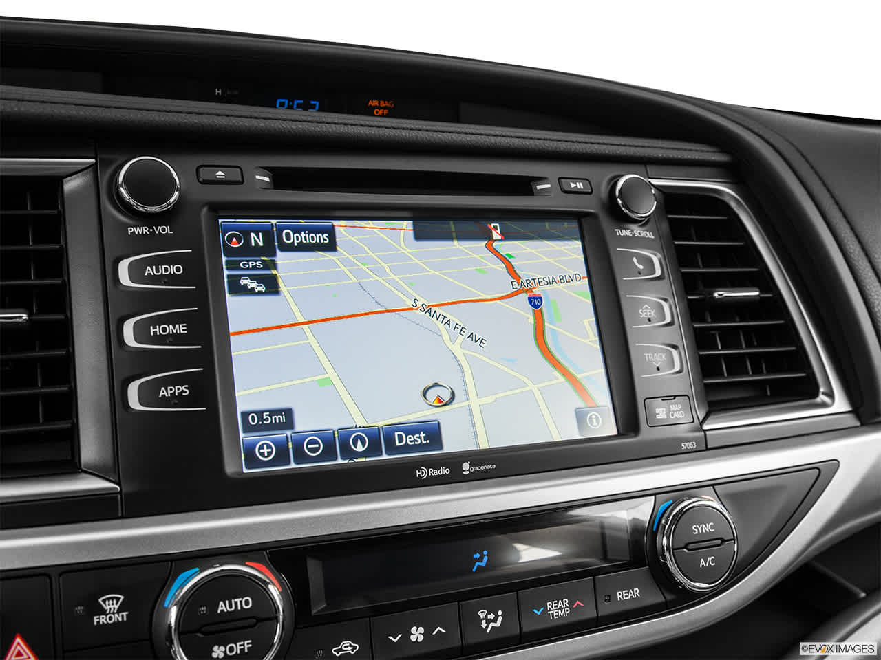 Thumbnail: 2014 Toyota Highlander - 27