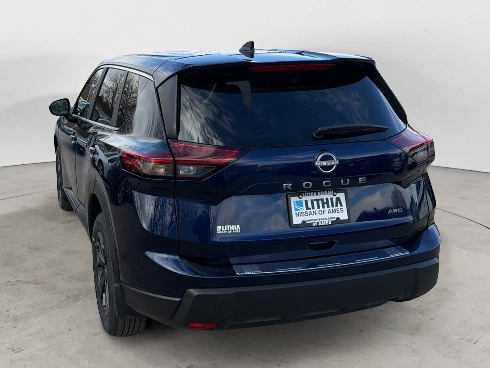 Thumbnail: 2026 Nissan Rogue - 3