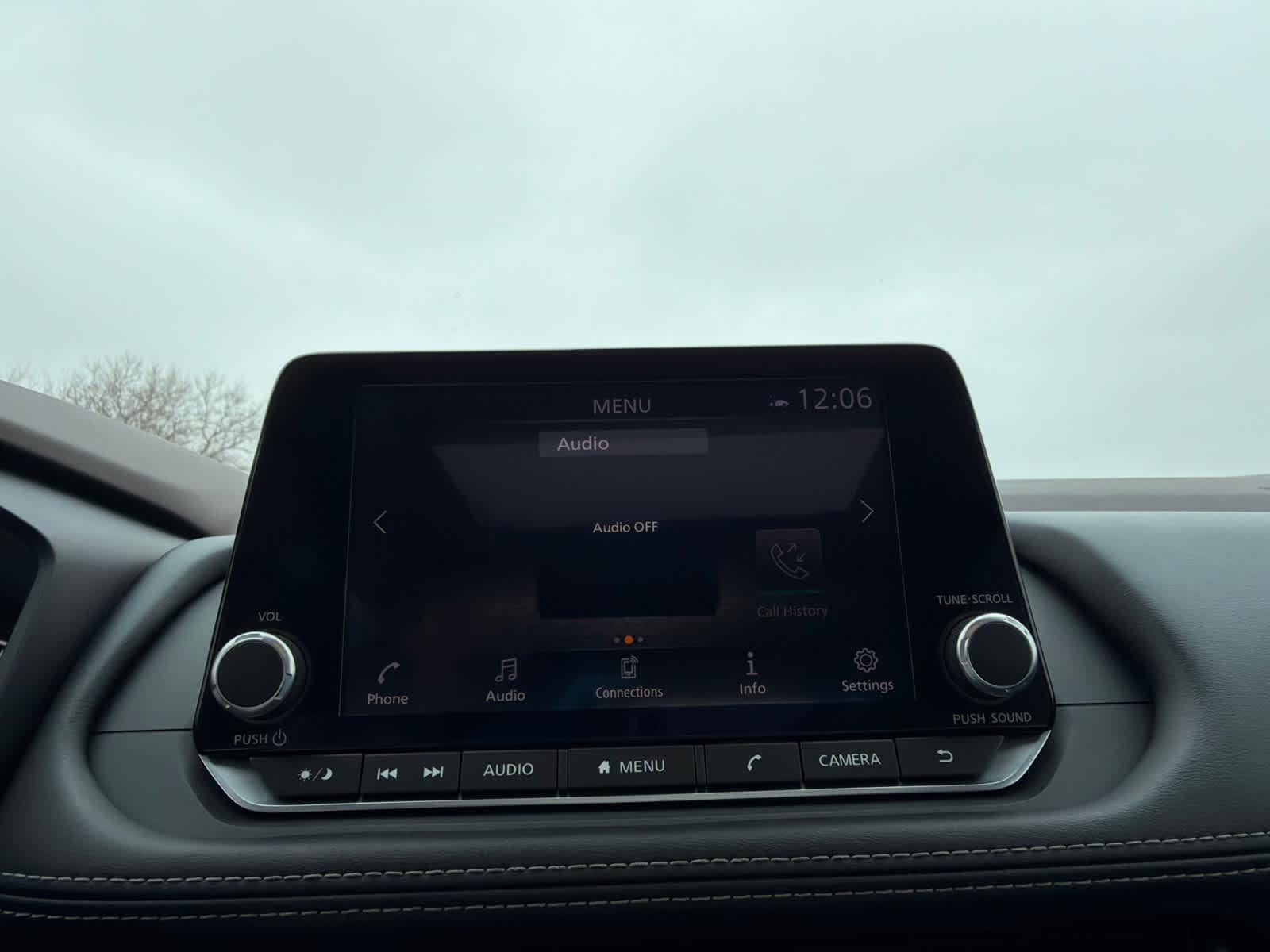 Thumbnail: 2022 Nissan Rogue - 24