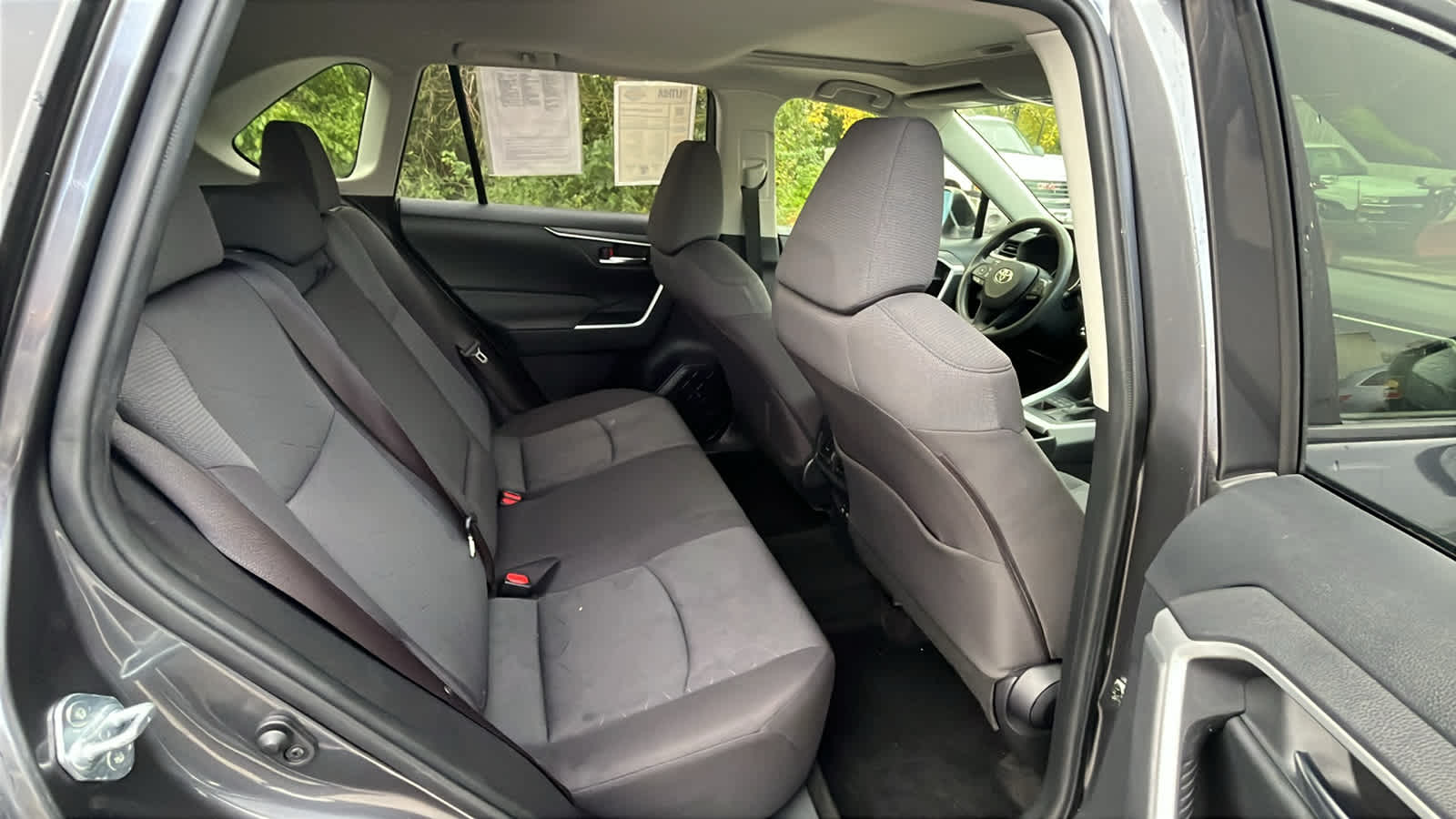 Thumbnail: 2019 Toyota RAV4 - 11