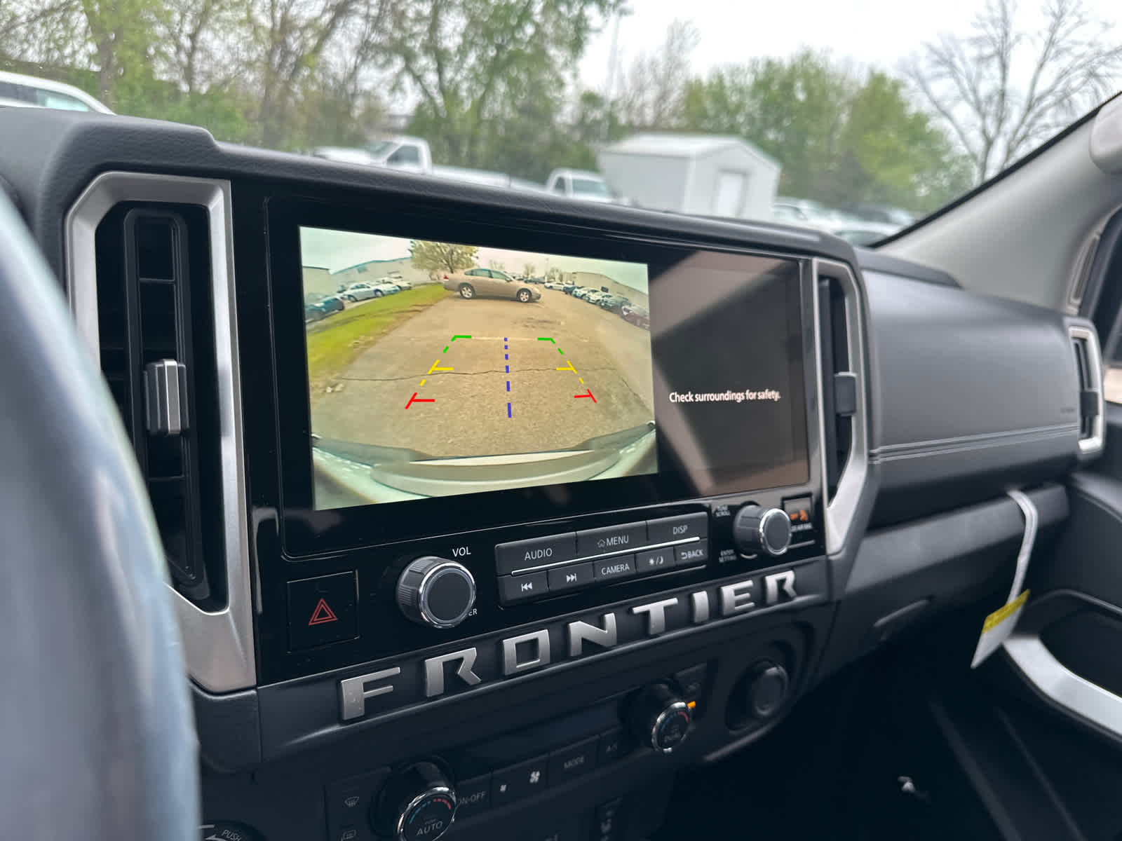 2025 Nissan Frontier SV 25
