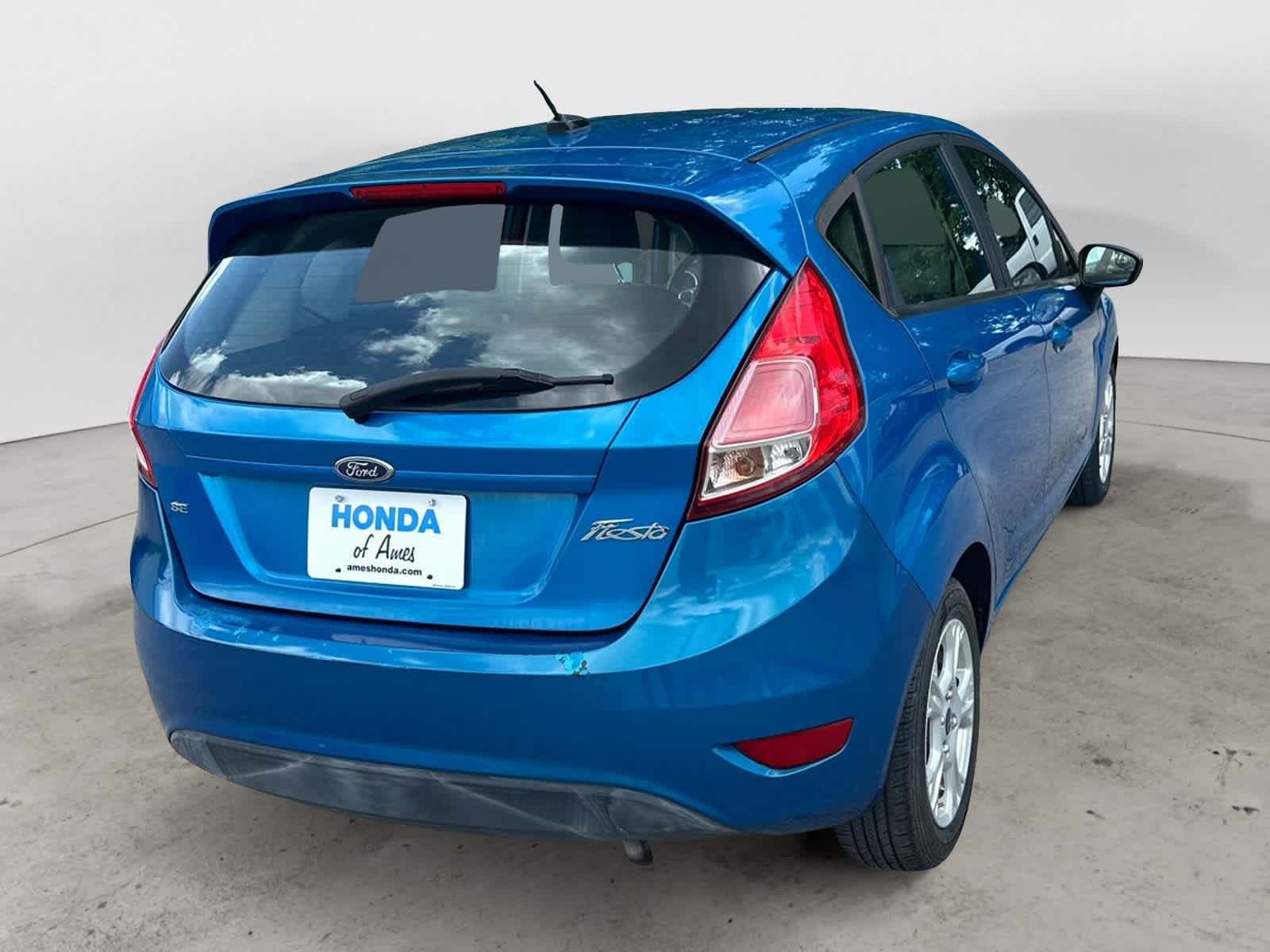 Thumbnail: 2016 Ford Fiesta - 3