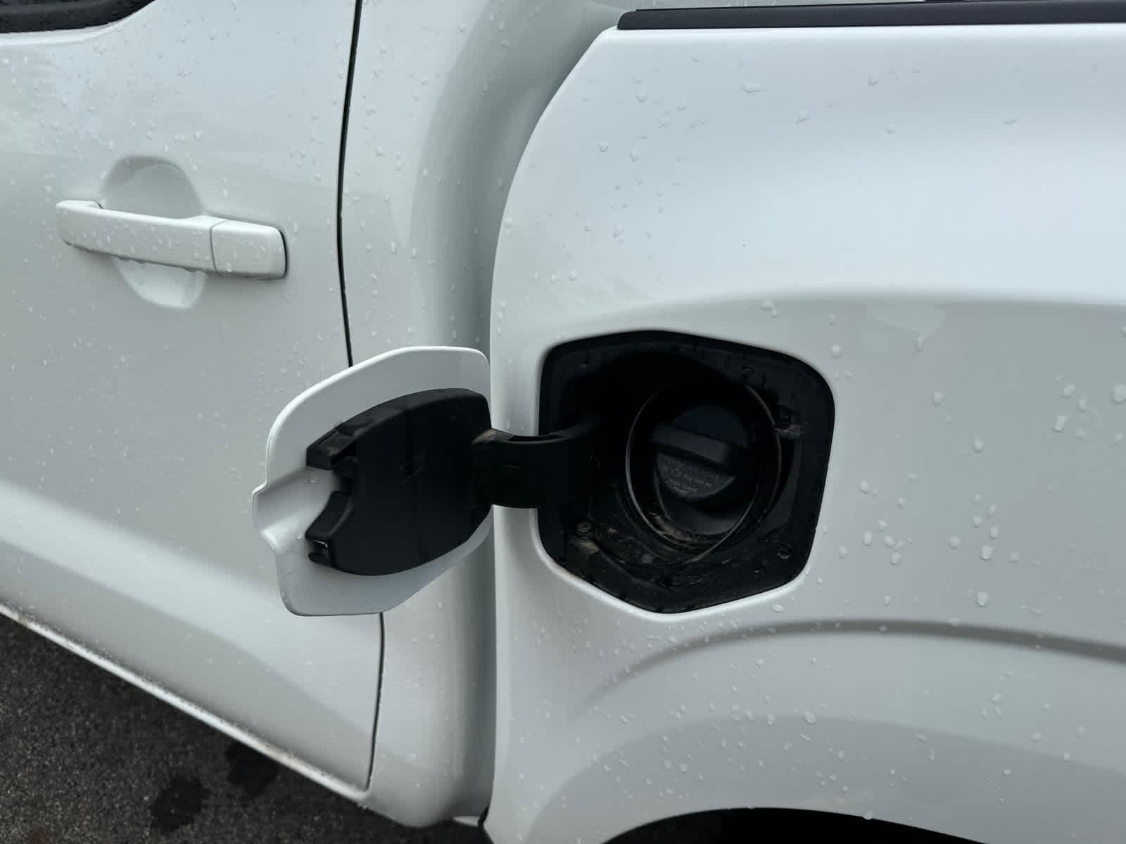 2025 Nissan Frontier SV 11