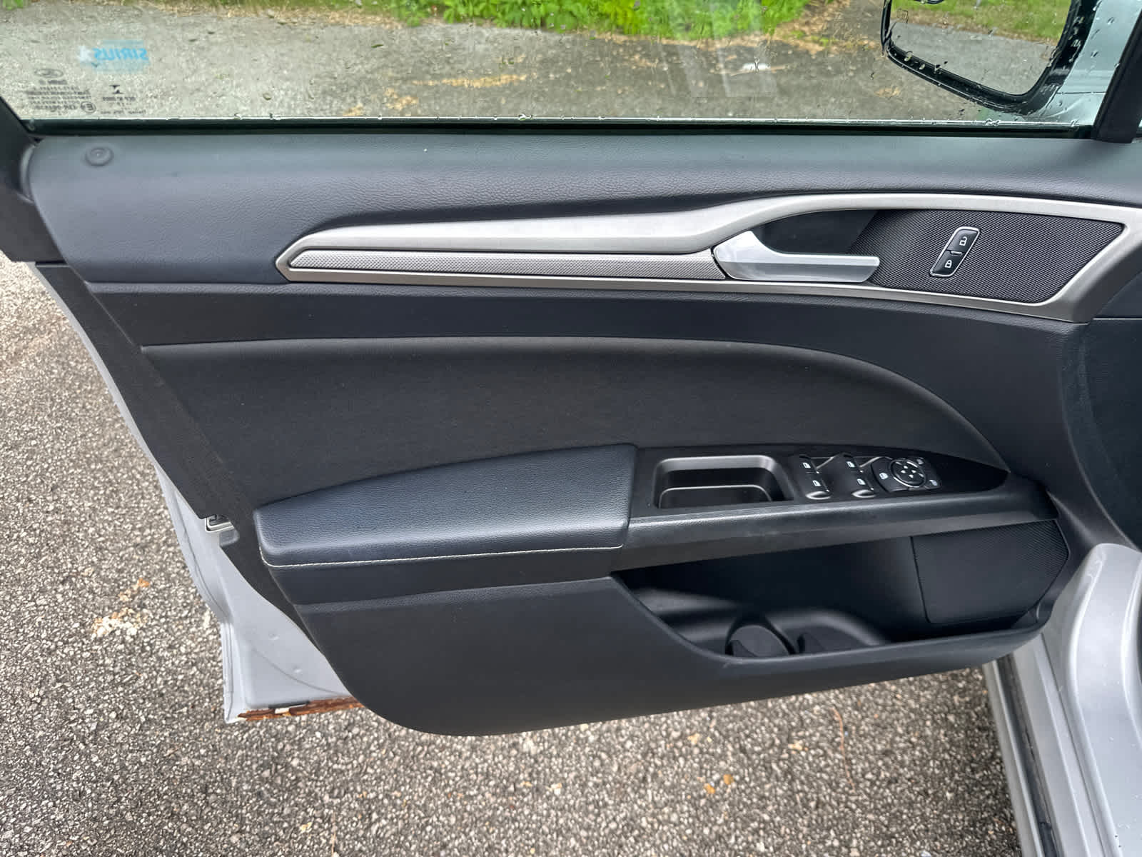 2017 Ford Fusion SE 13