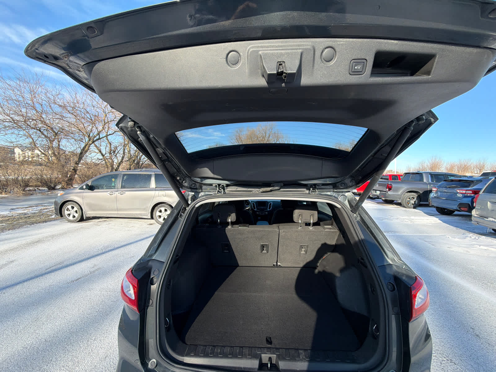 Thumbnail: 2020 Chevrolet Equinox - 11