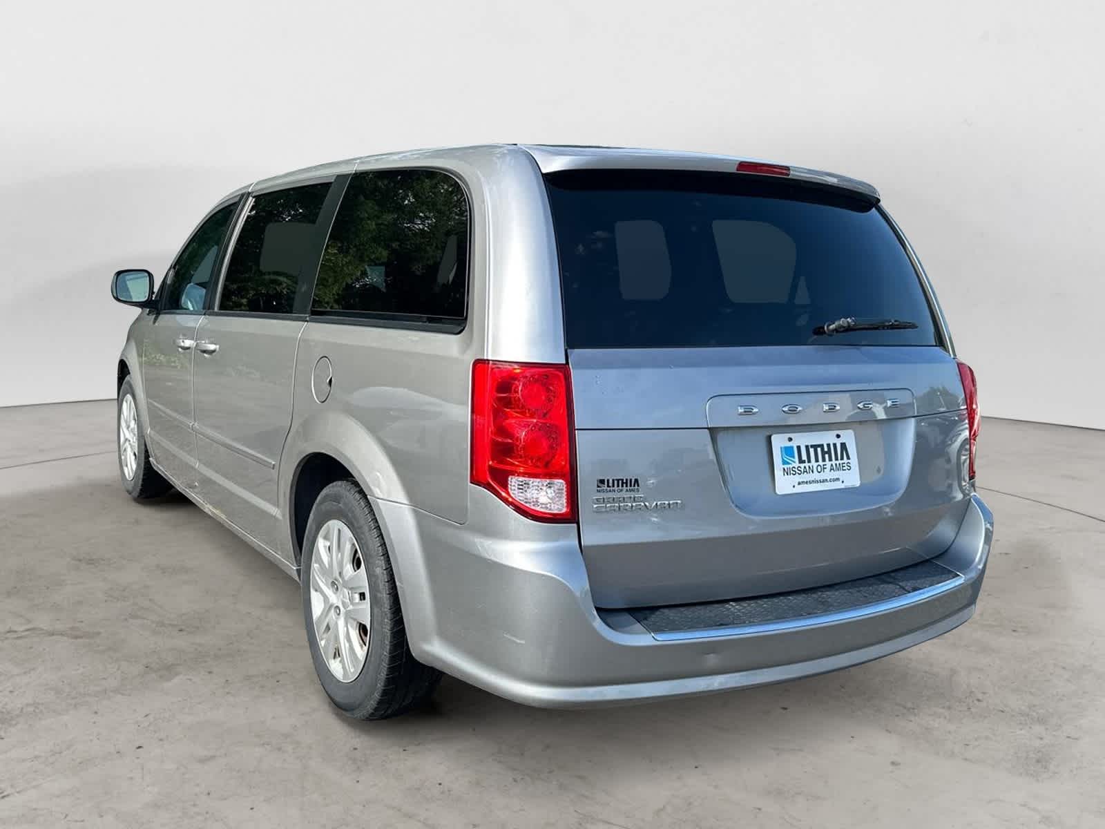 Thumbnail: 2017 Dodge Grand Caravan - 4