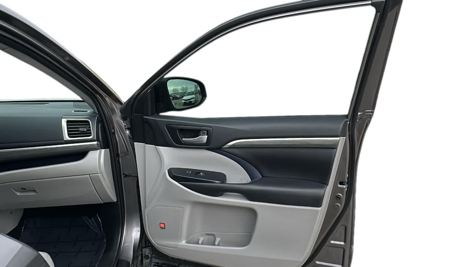 Thumbnail: 2019 Toyota Highlander - 6