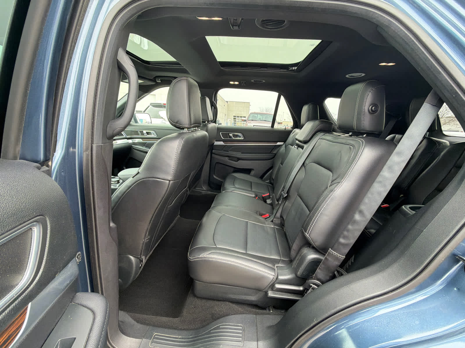 Thumbnail: 2018 Ford Explorer - 16