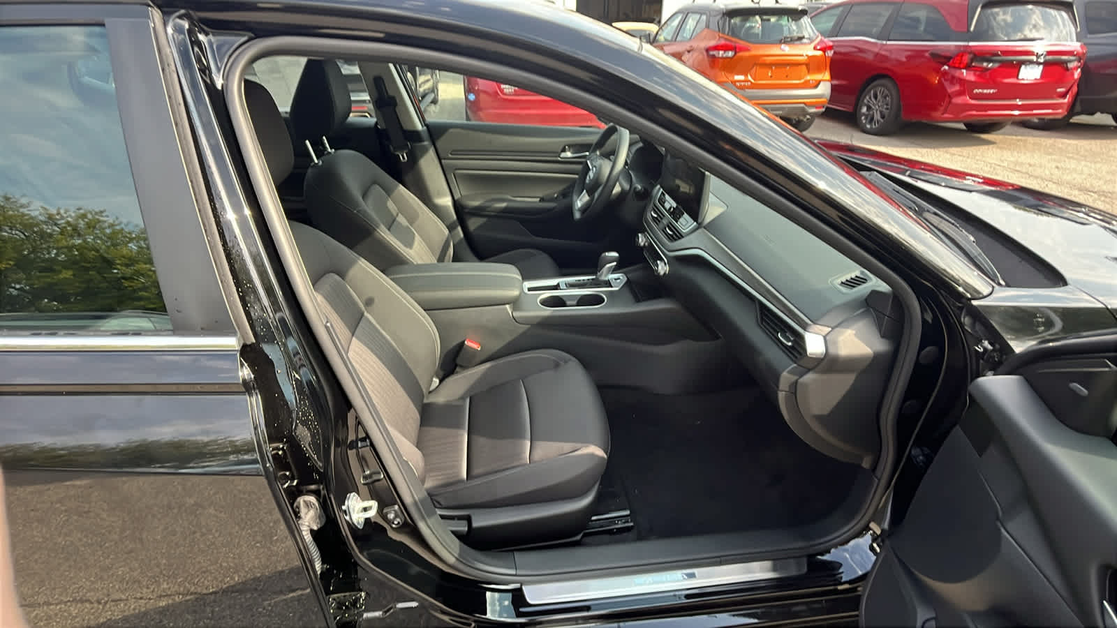 Thumbnail: 2025 Nissan Altima - 7