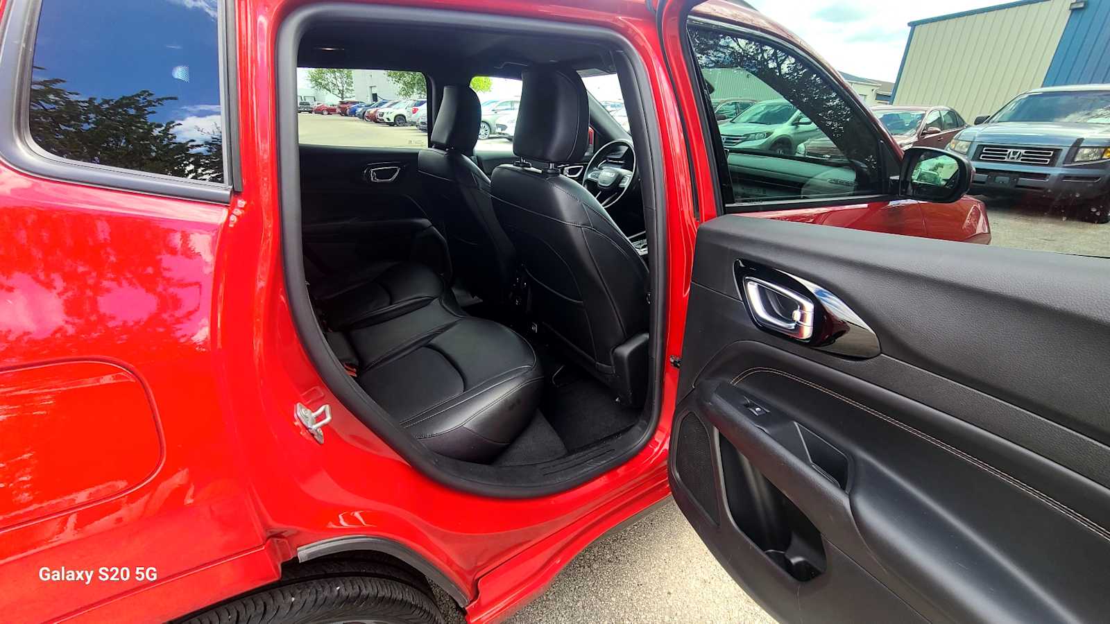 Thumbnail: 2022 Jeep Compass - 20