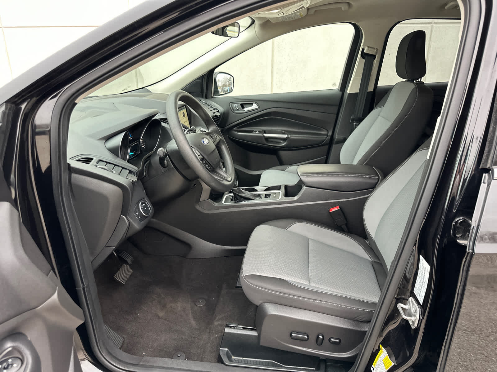 Thumbnail: 2019 Ford Escape - 19