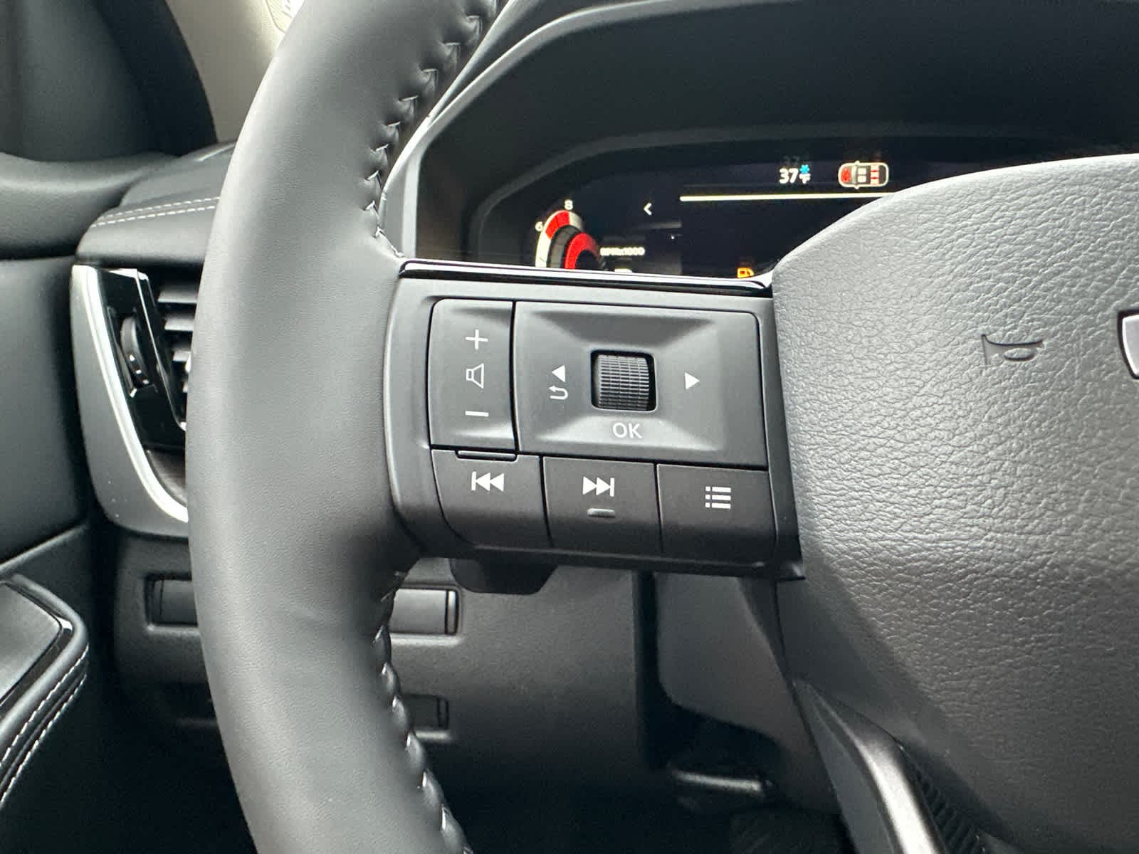 Thumbnail: 2026 Nissan Rogue - 21