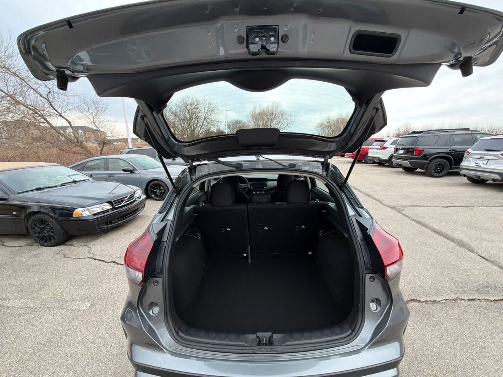 Thumbnail: 2023 Nissan Kicks - 11