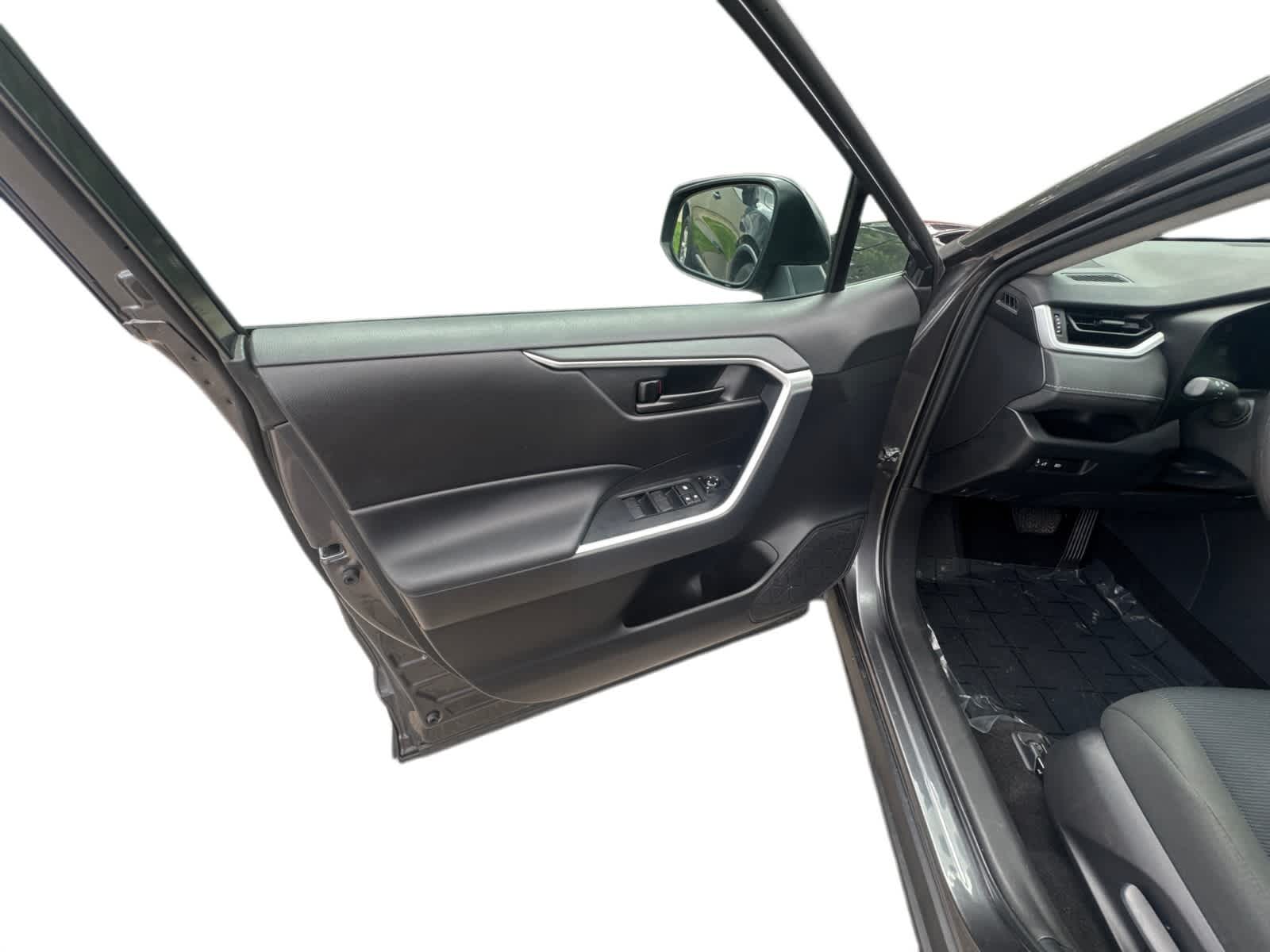 Thumbnail: 2023 Toyota RAV4 - 15