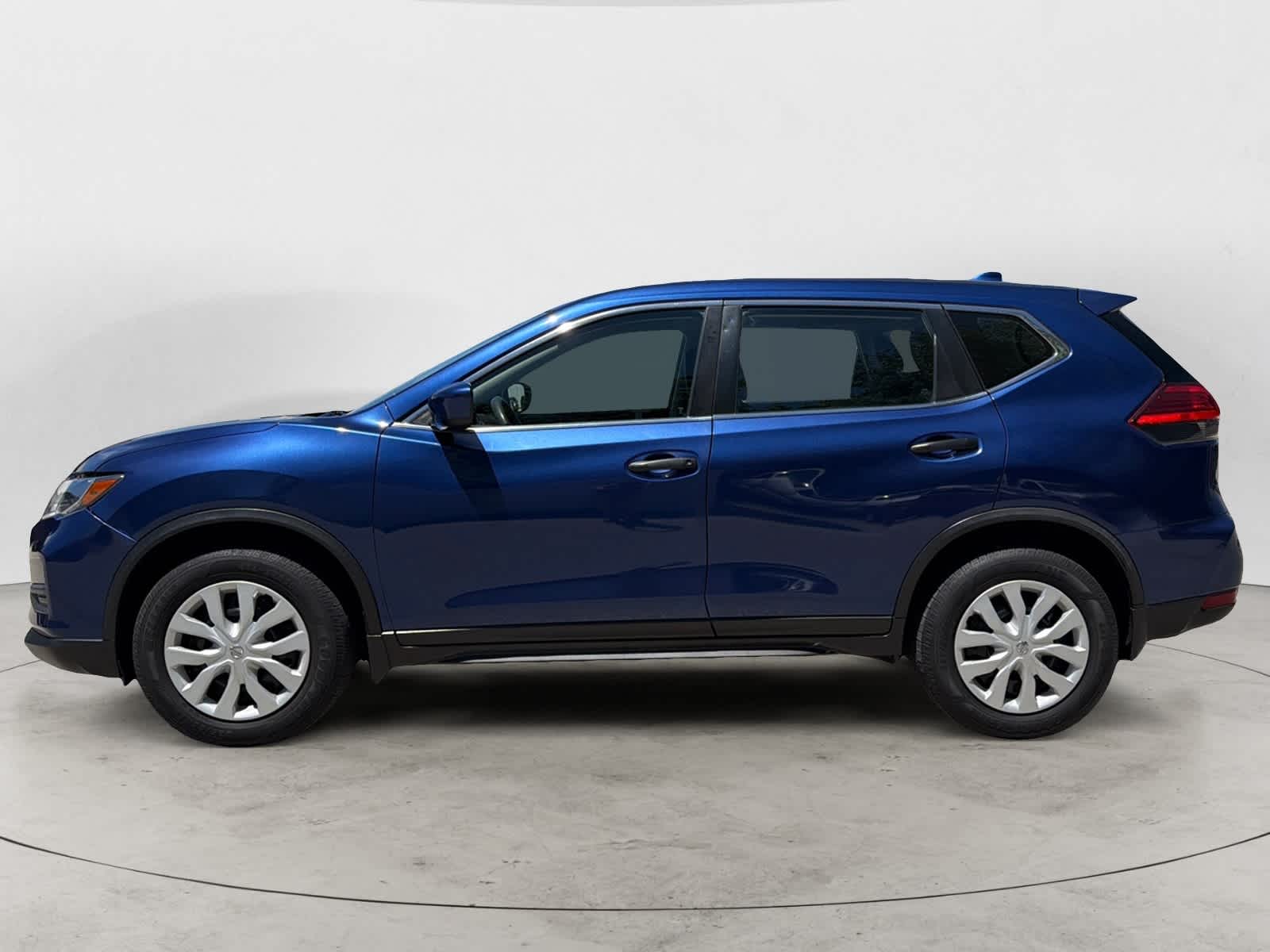 Used 2017 Nissan Rogue S with VIN JN8AT2MV1HW015407 for sale in Ames, IA