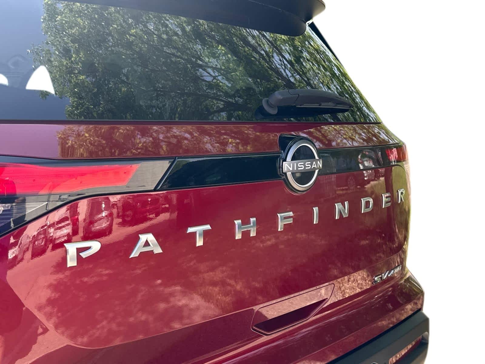 2022 Nissan Pathfinder SV 5