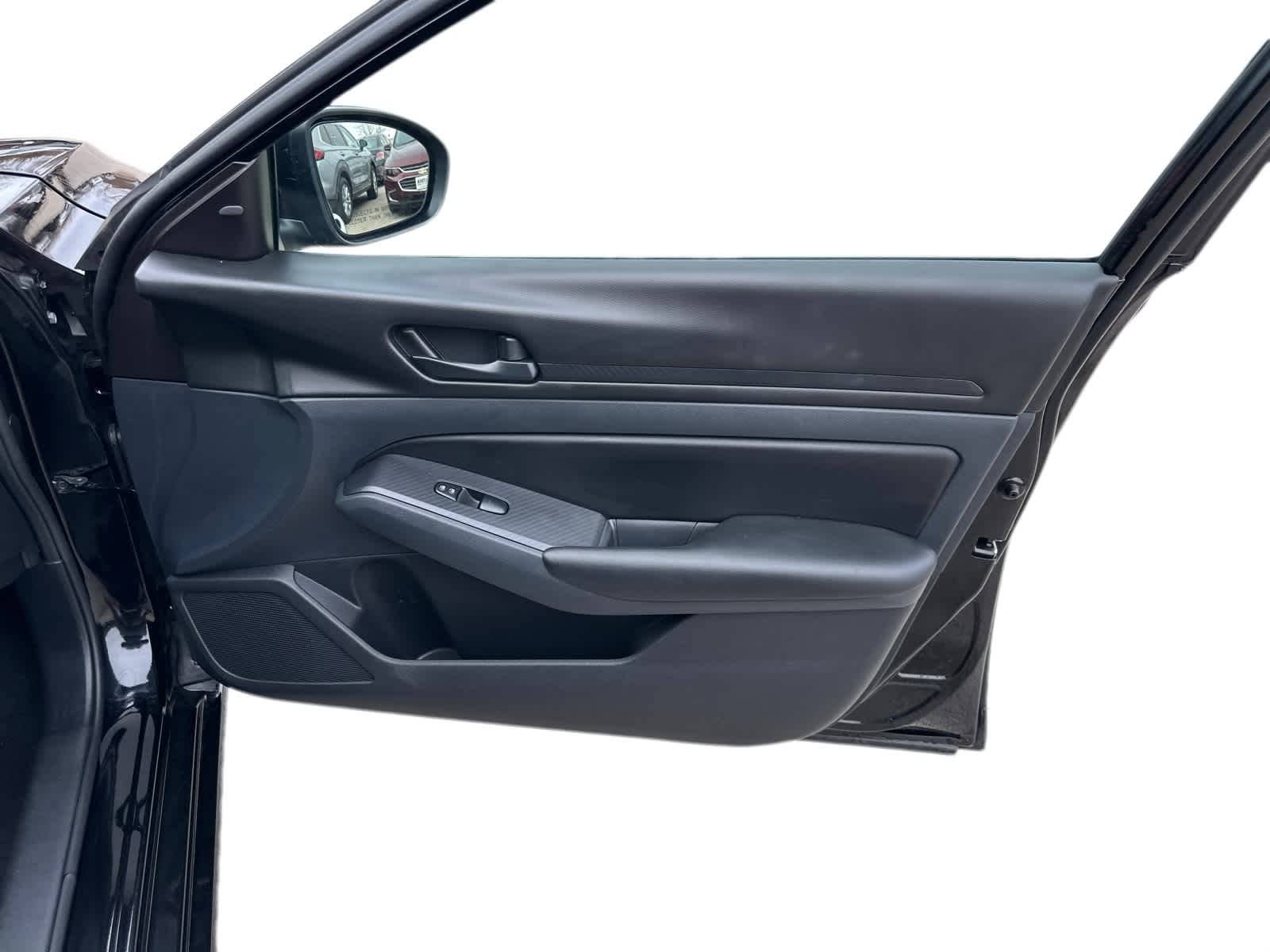 Thumbnail: 2023 Nissan Altima - 6