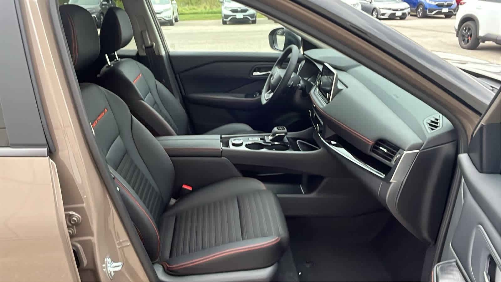 Thumbnail: 2026 Nissan Rogue - 10