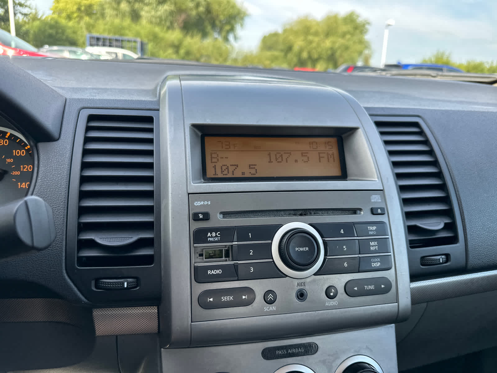 Thumbnail: 2008 Nissan Sentra - 21