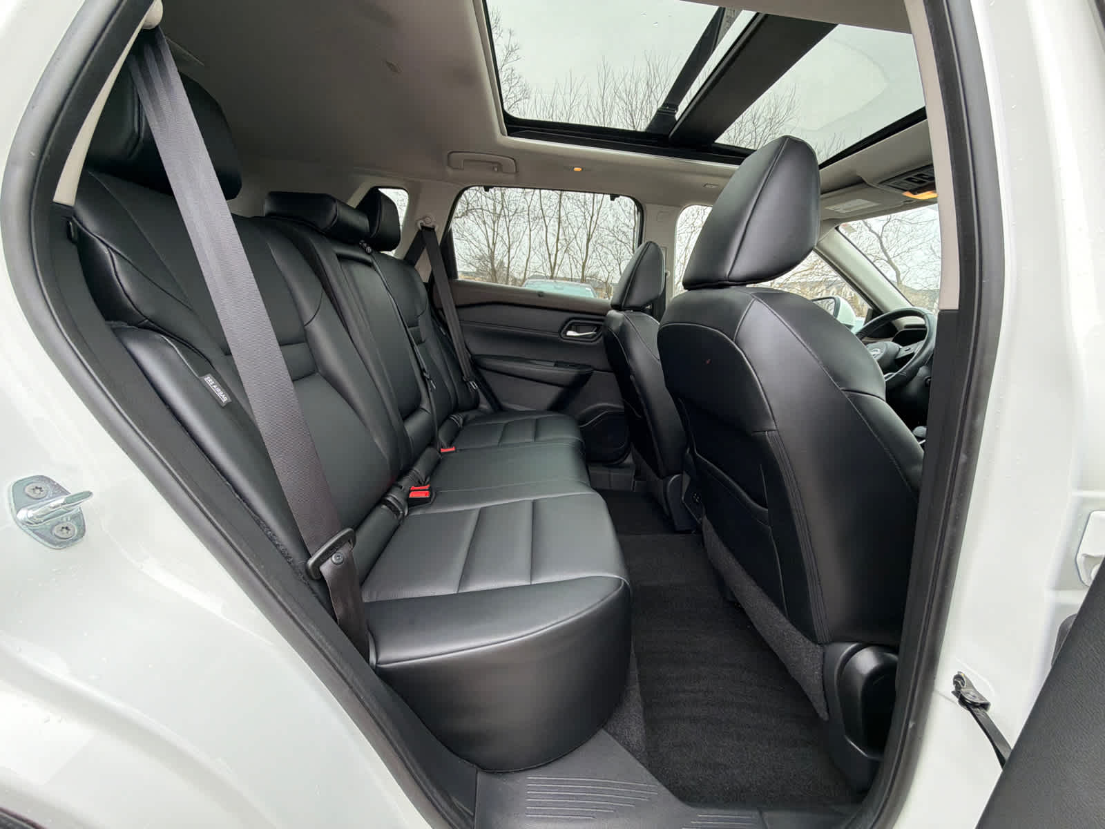 Thumbnail: 2022 Nissan Rogue - 10