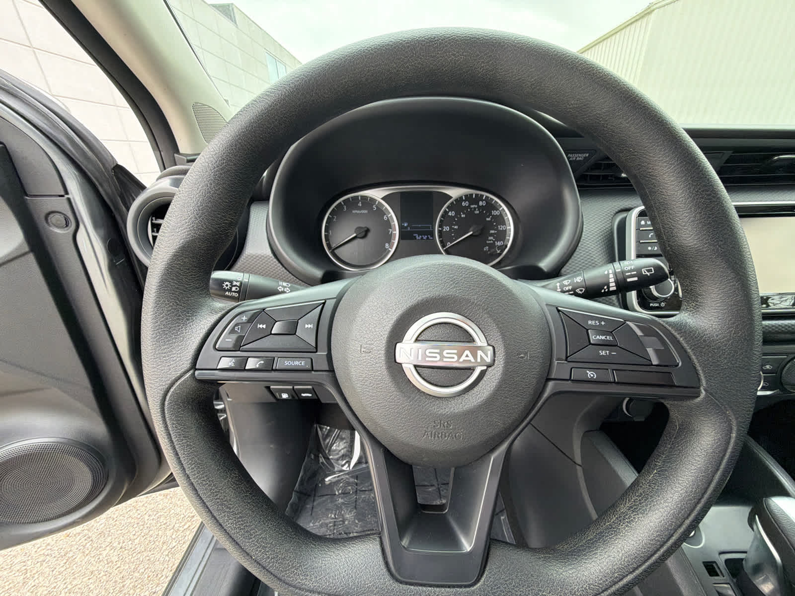 Thumbnail: 2023 Nissan Kicks - 20