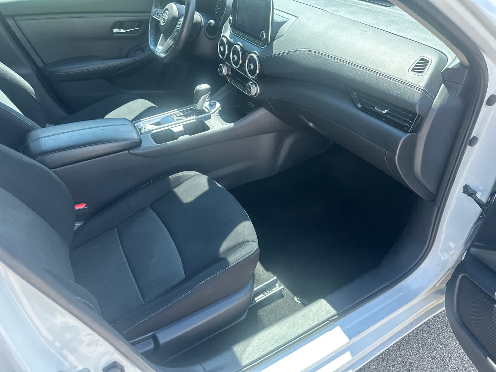 Thumbnail: 2021 Nissan Sentra - 7