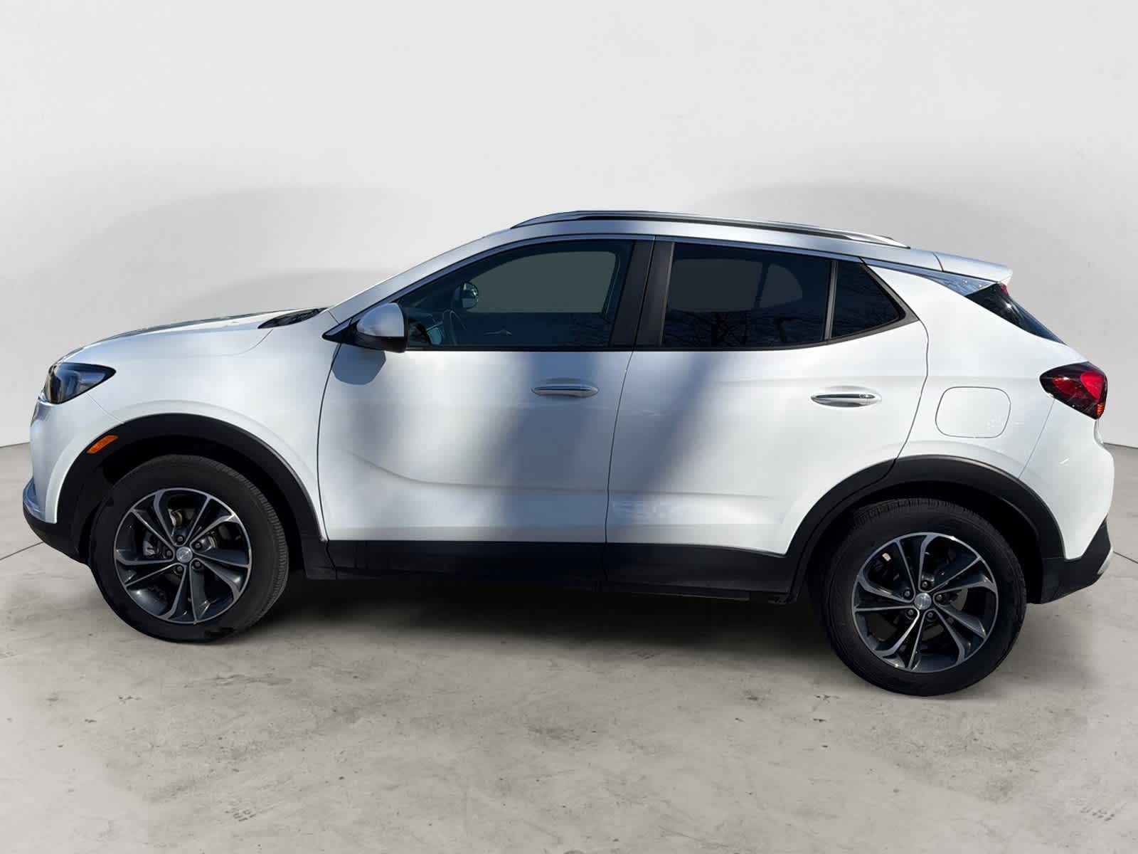 Thumbnail: 2023 Buick Encore GX - 2