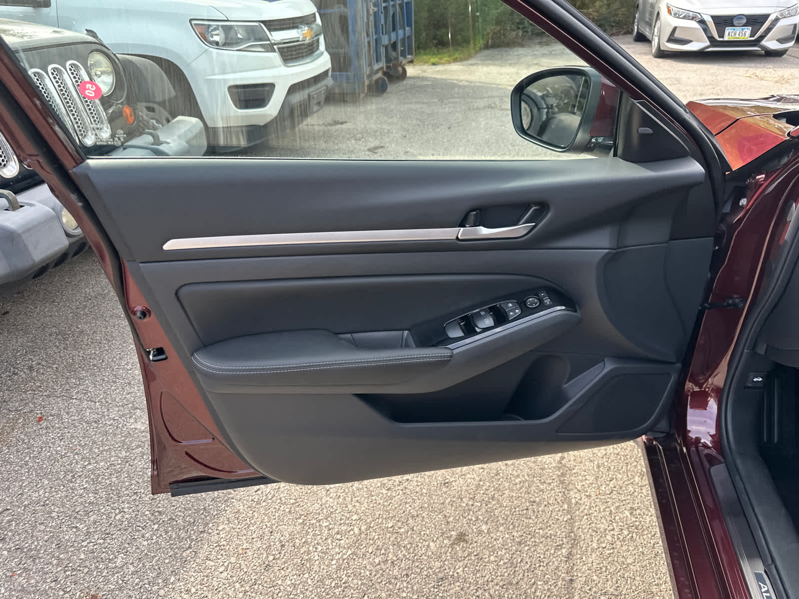 Thumbnail: 2025 Nissan Altima - 14