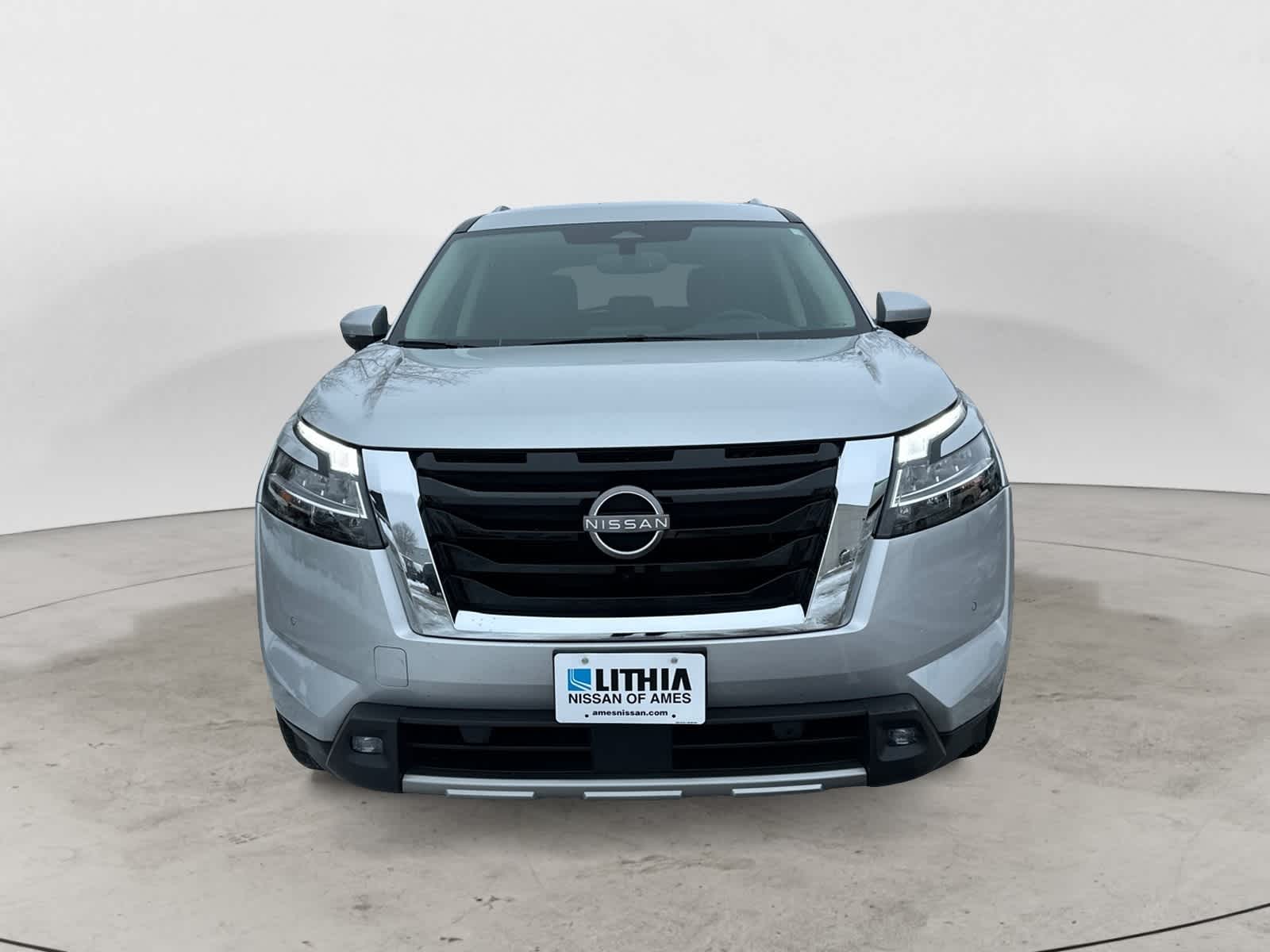 Thumbnail: 2022 Nissan Pathfinder - 6