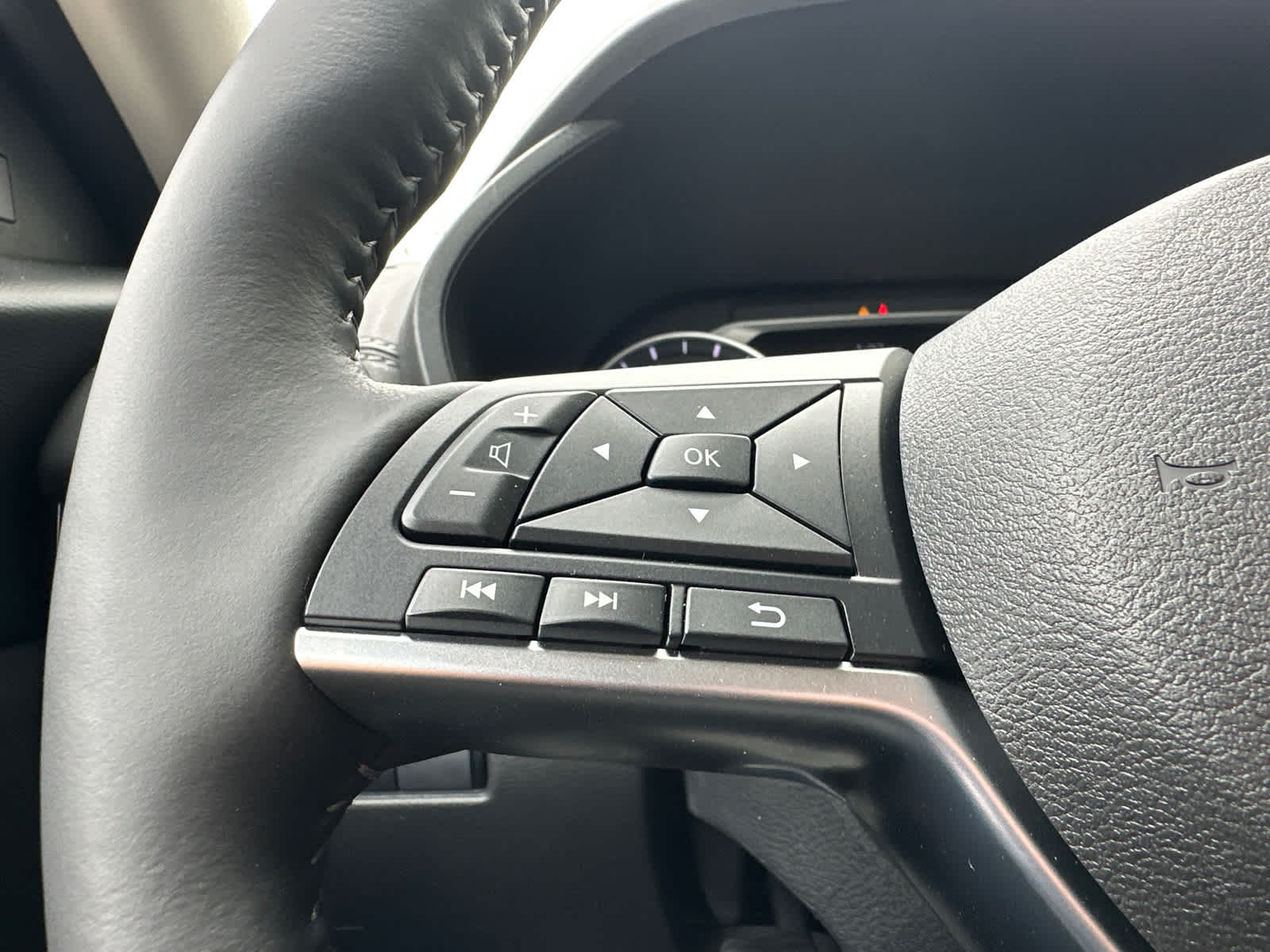 2025 Nissan Sentra SV 20