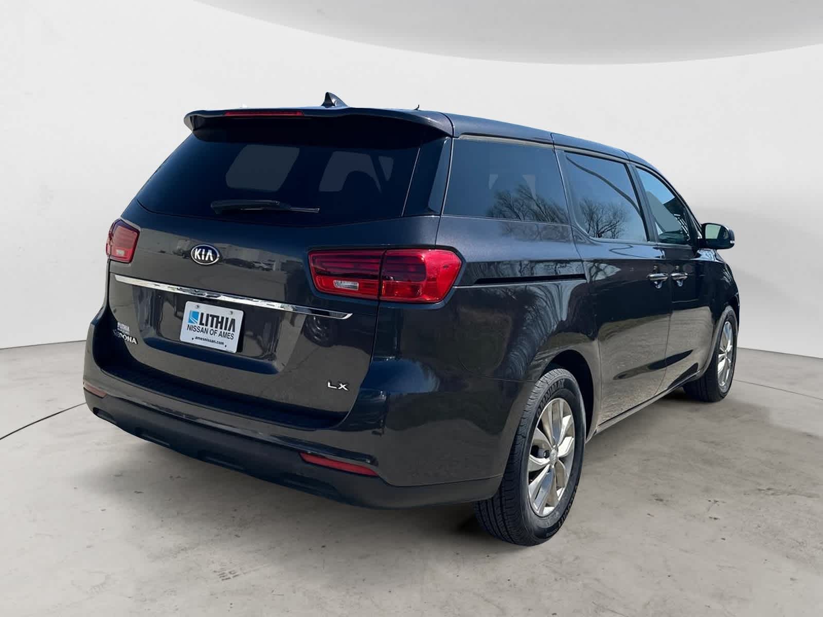2021 Kia Sedona LX 5