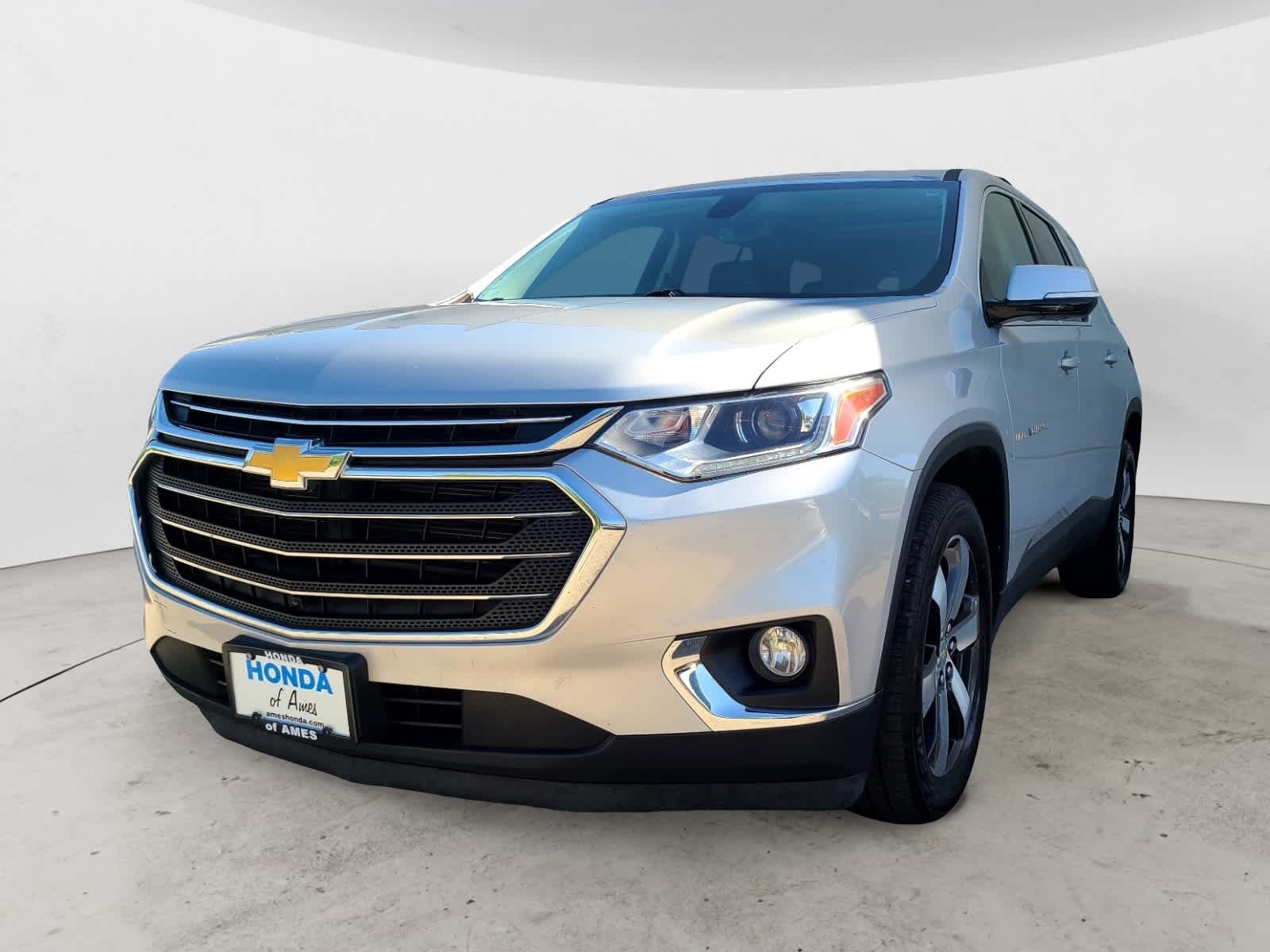 Thumbnail: 2019 Chevrolet Traverse - 1