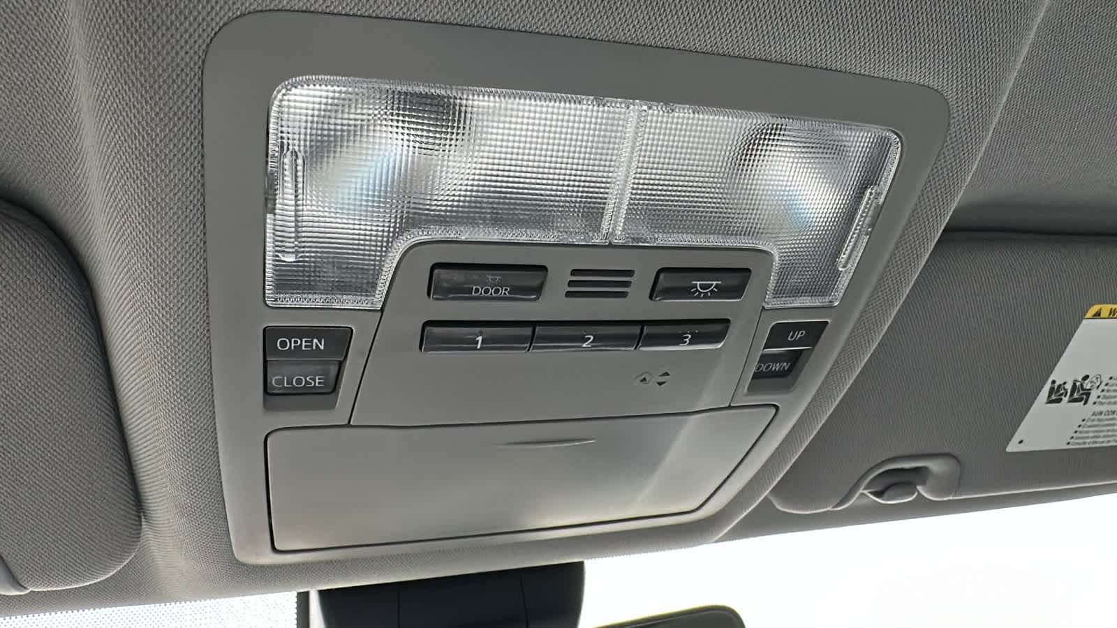 Thumbnail: 2019 Toyota Highlander - 26