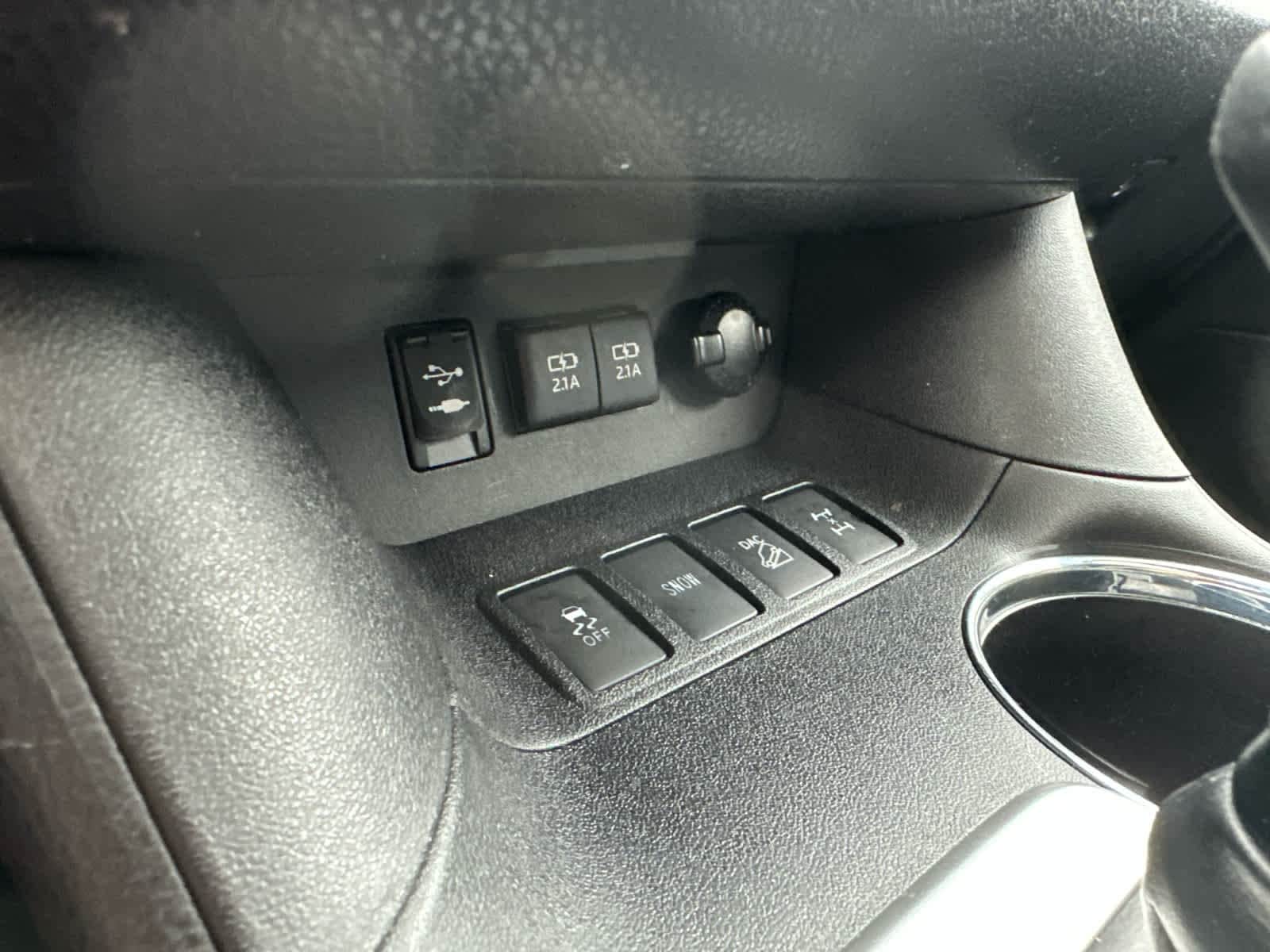 Thumbnail: 2018 Toyota Highlander - 28