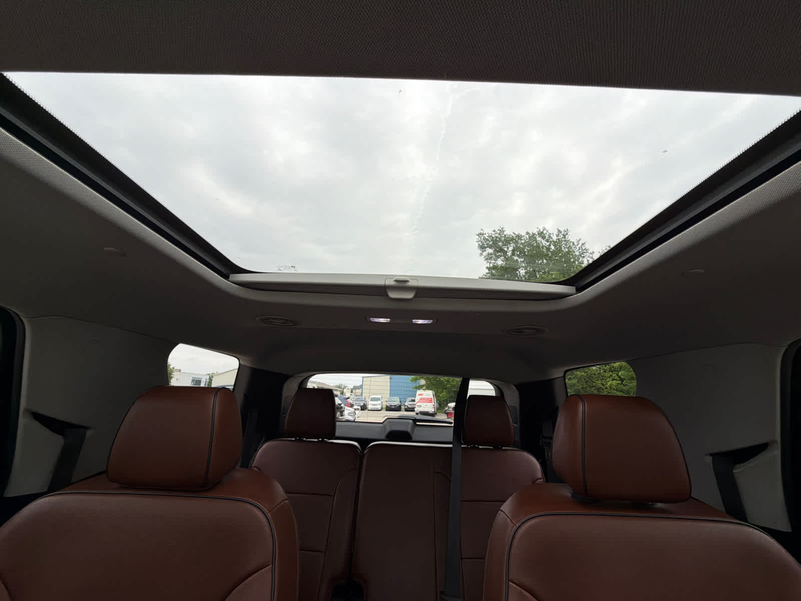 Thumbnail: 2019 Chevrolet Traverse - 32