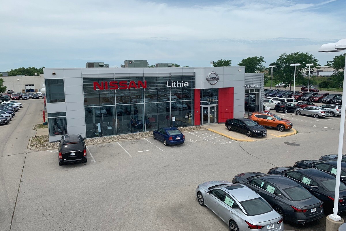 New Nissan &amp; Used Car Dealer Ames, IA Lithia Nissan of Ames