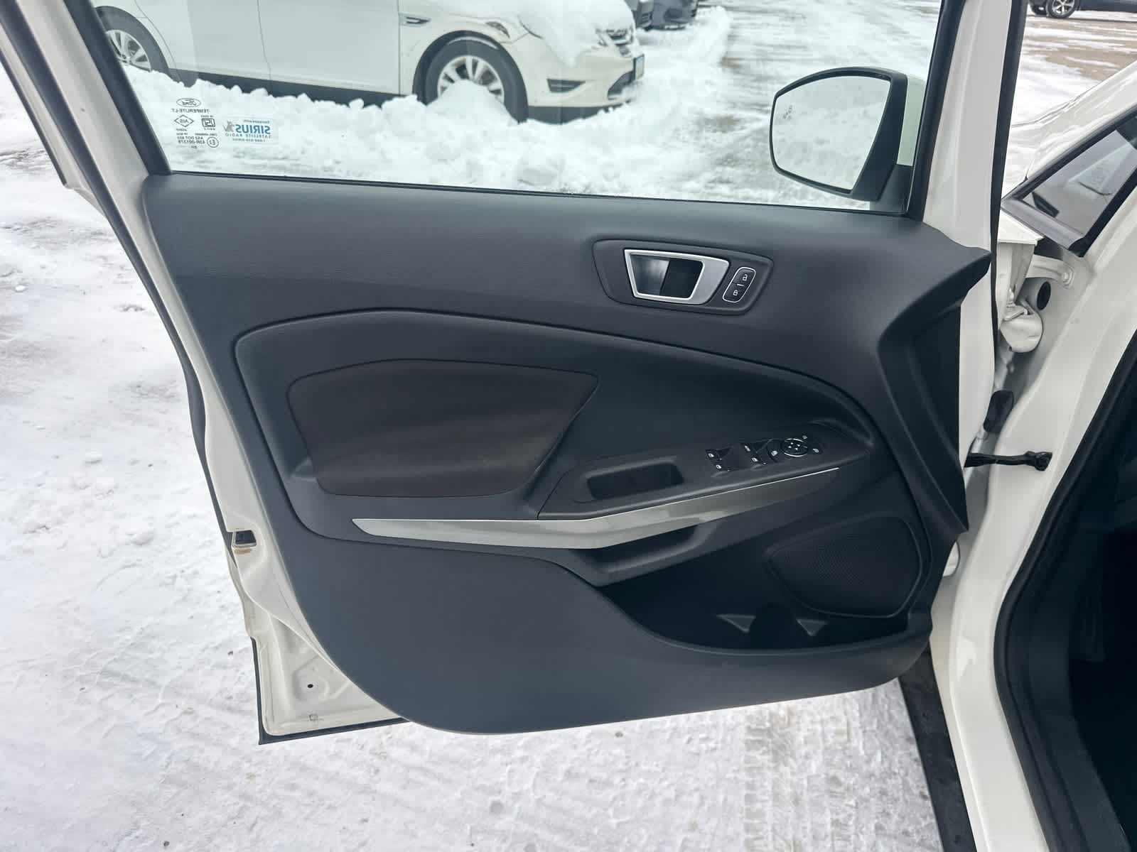 Thumbnail: 2018 Ford EcoSport - 16