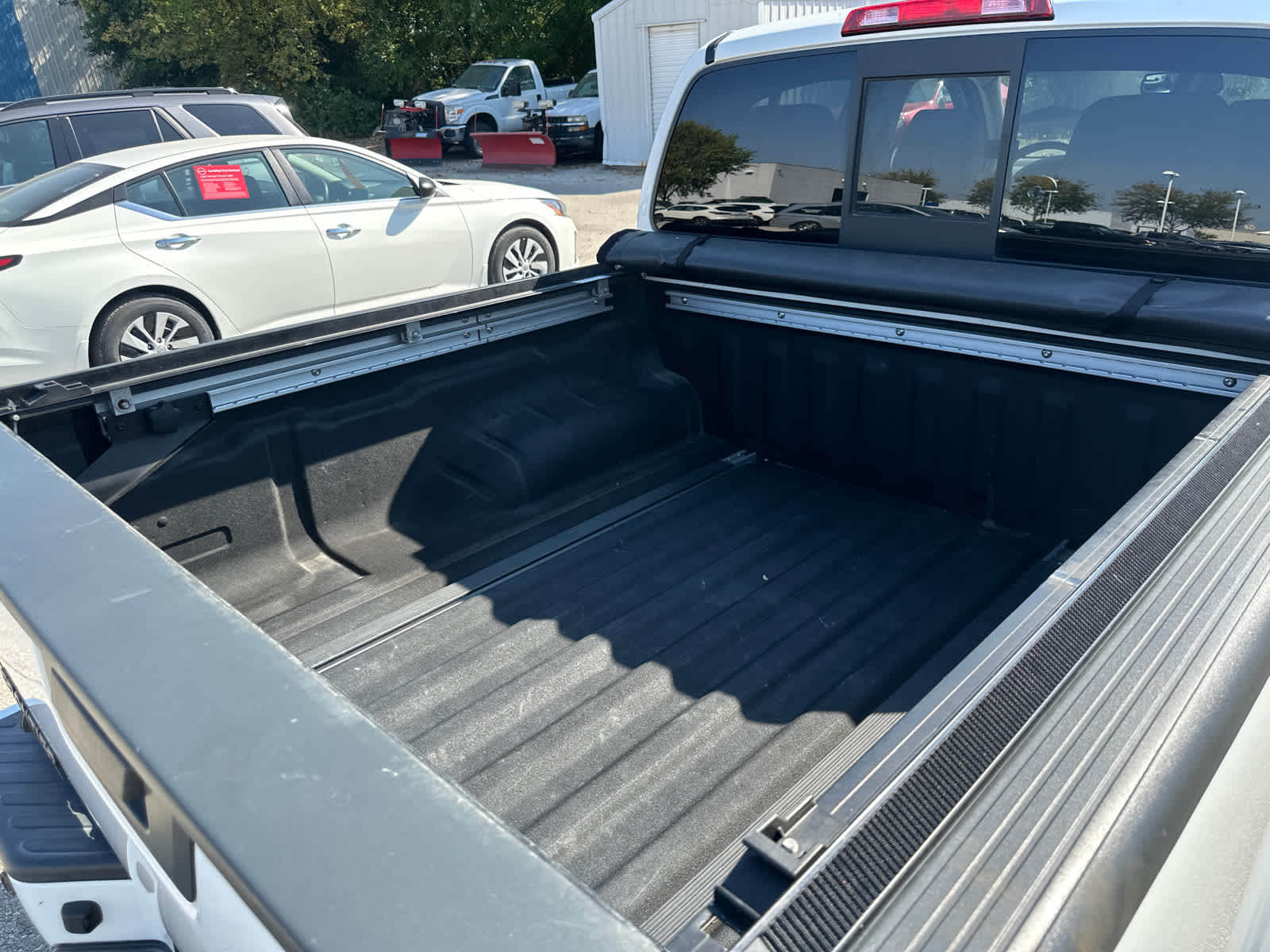 Thumbnail: 2021 Nissan Frontier - 10