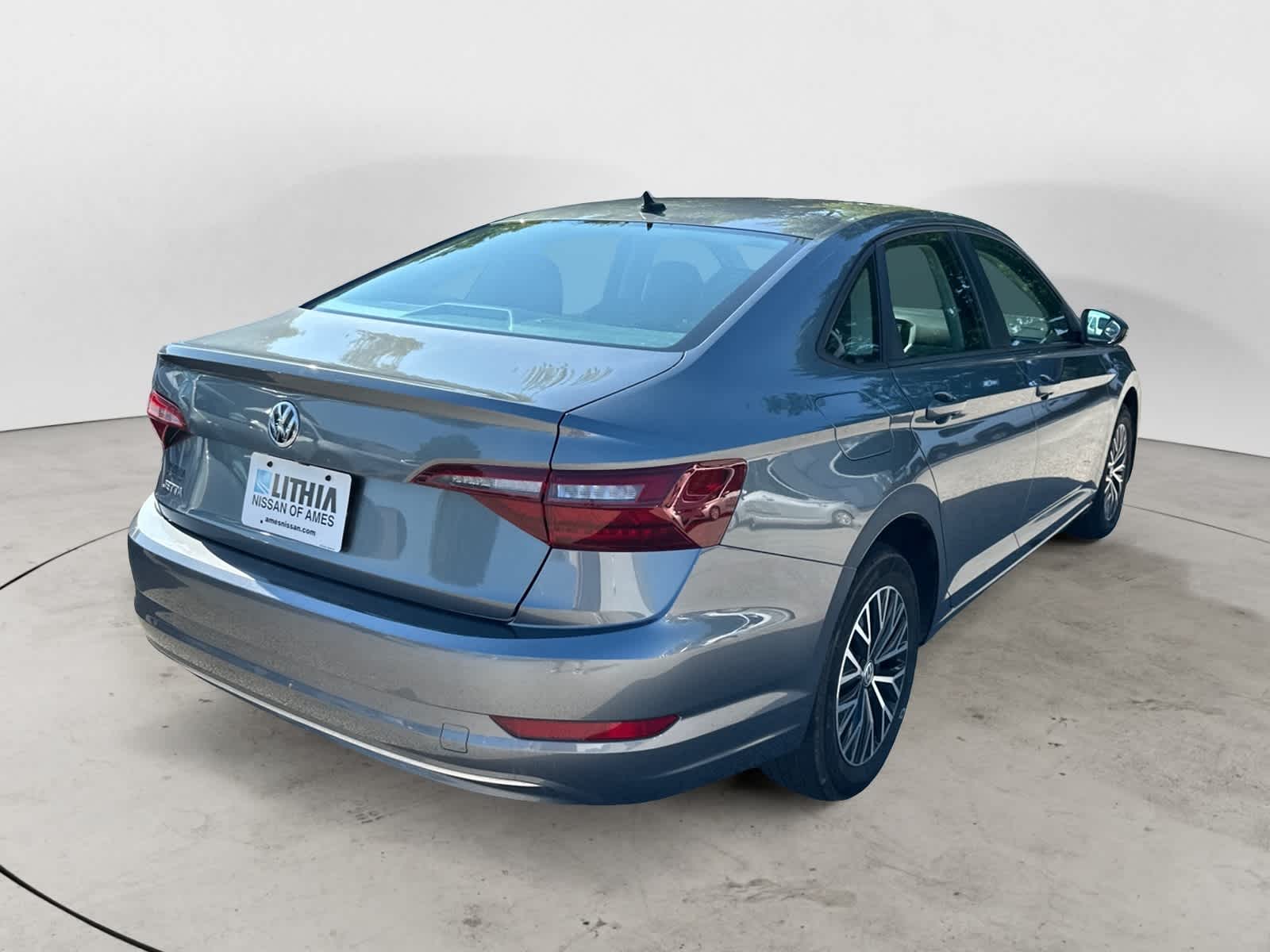 Thumbnail: 2021 Volkswagen Jetta - 3