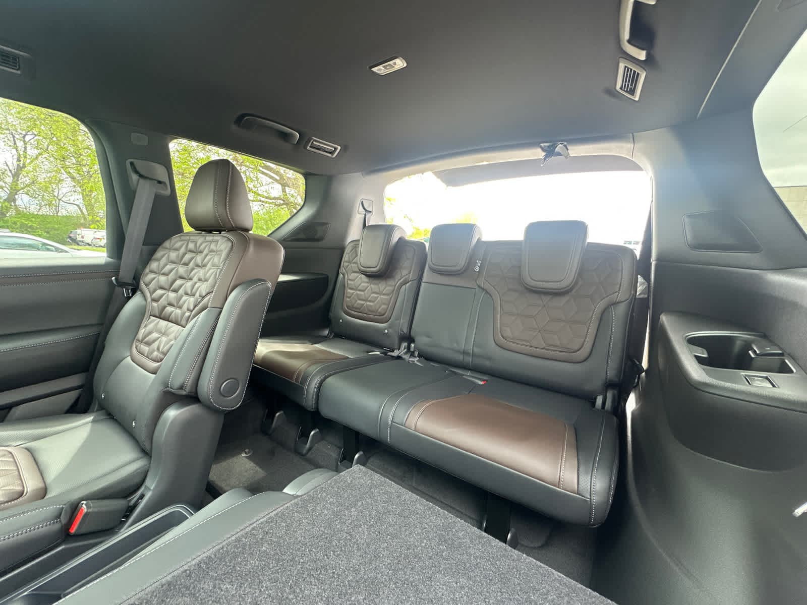 Thumbnail: 2025 Nissan Armada - 30