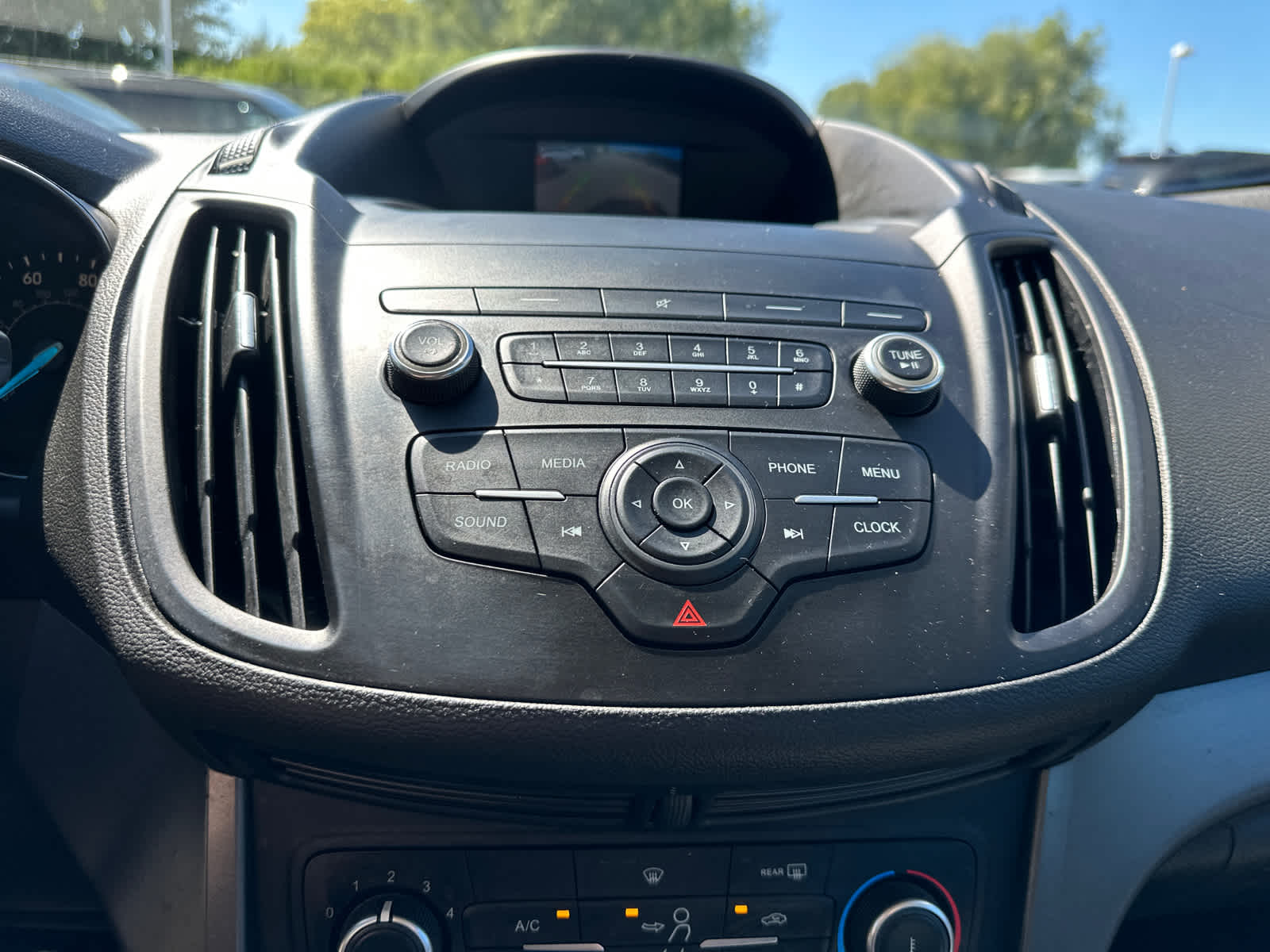 Thumbnail: 2019 Ford Escape - 22