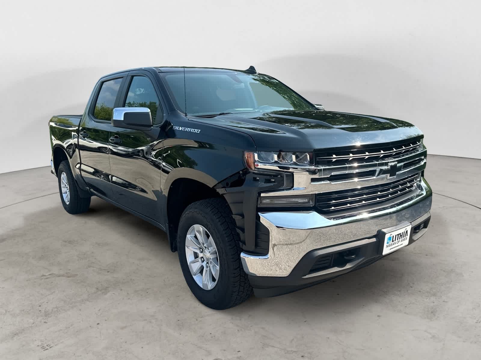Thumbnail: 2019 Chevrolet Silverado 1500 - 4