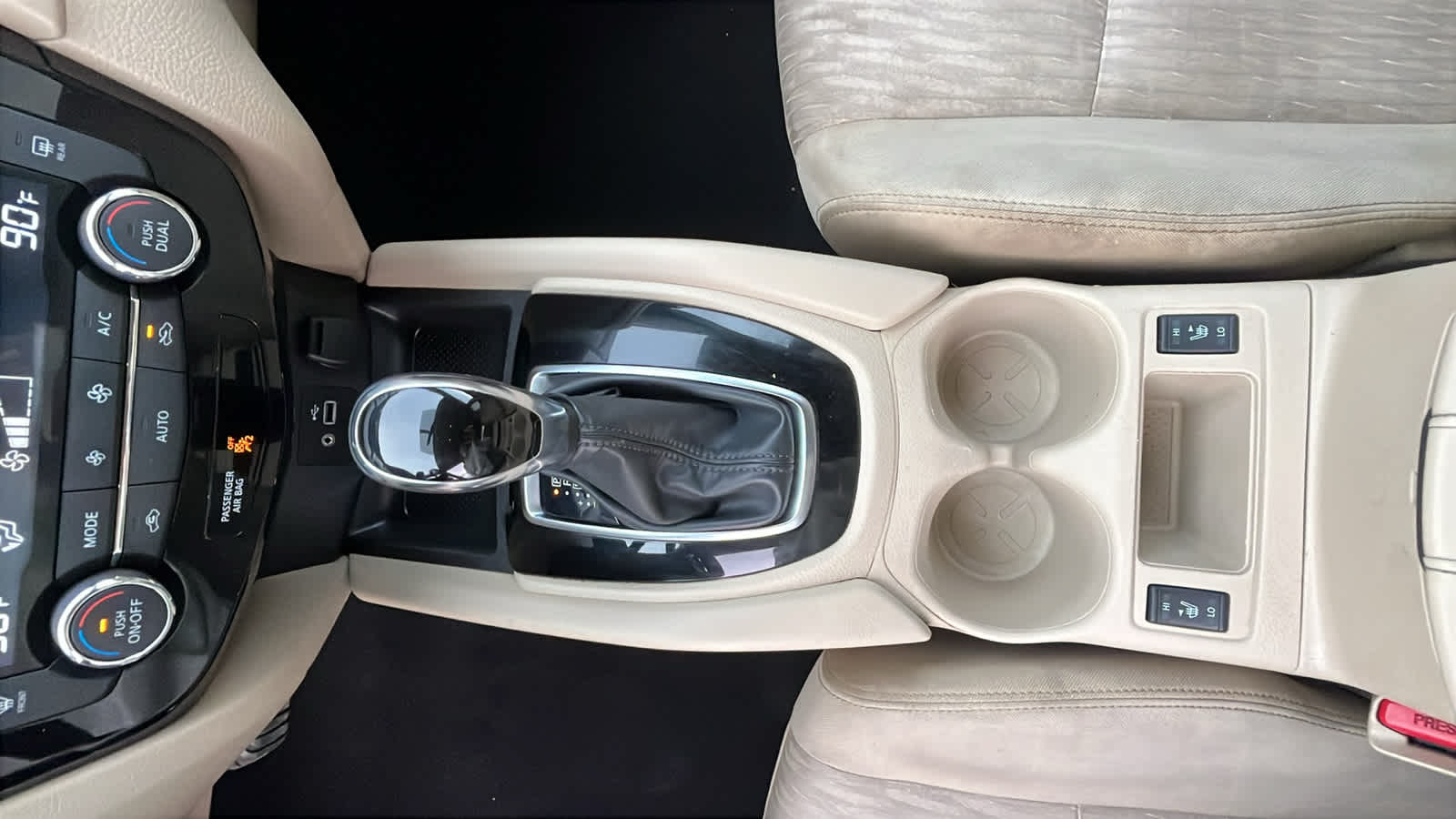 Thumbnail: 2018 Nissan Rogue - 20