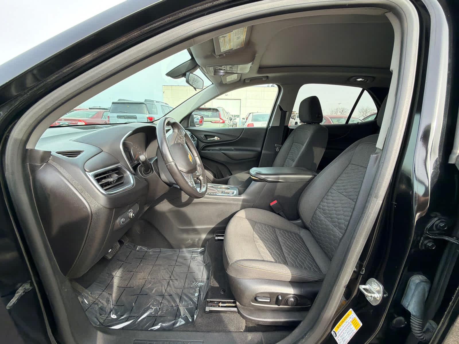 Thumbnail: 2019 Chevrolet Equinox - 17